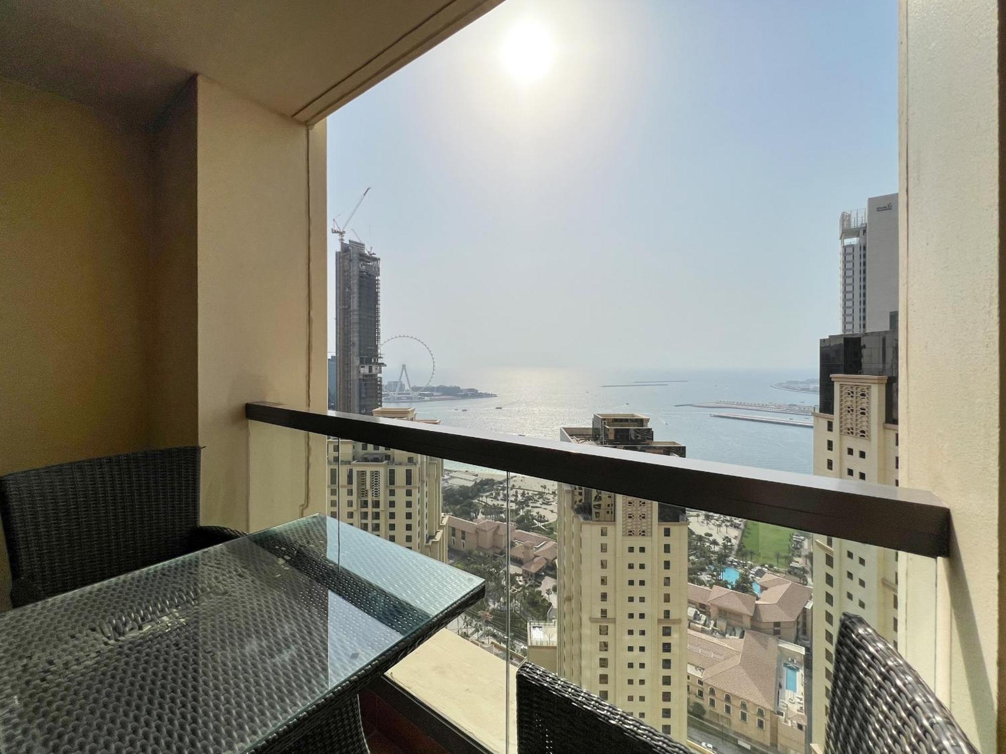 Stunning Marina & Sea View 4 Bedroom Apartment, Murjan 6 Jumeriah Lejlighed Dubai