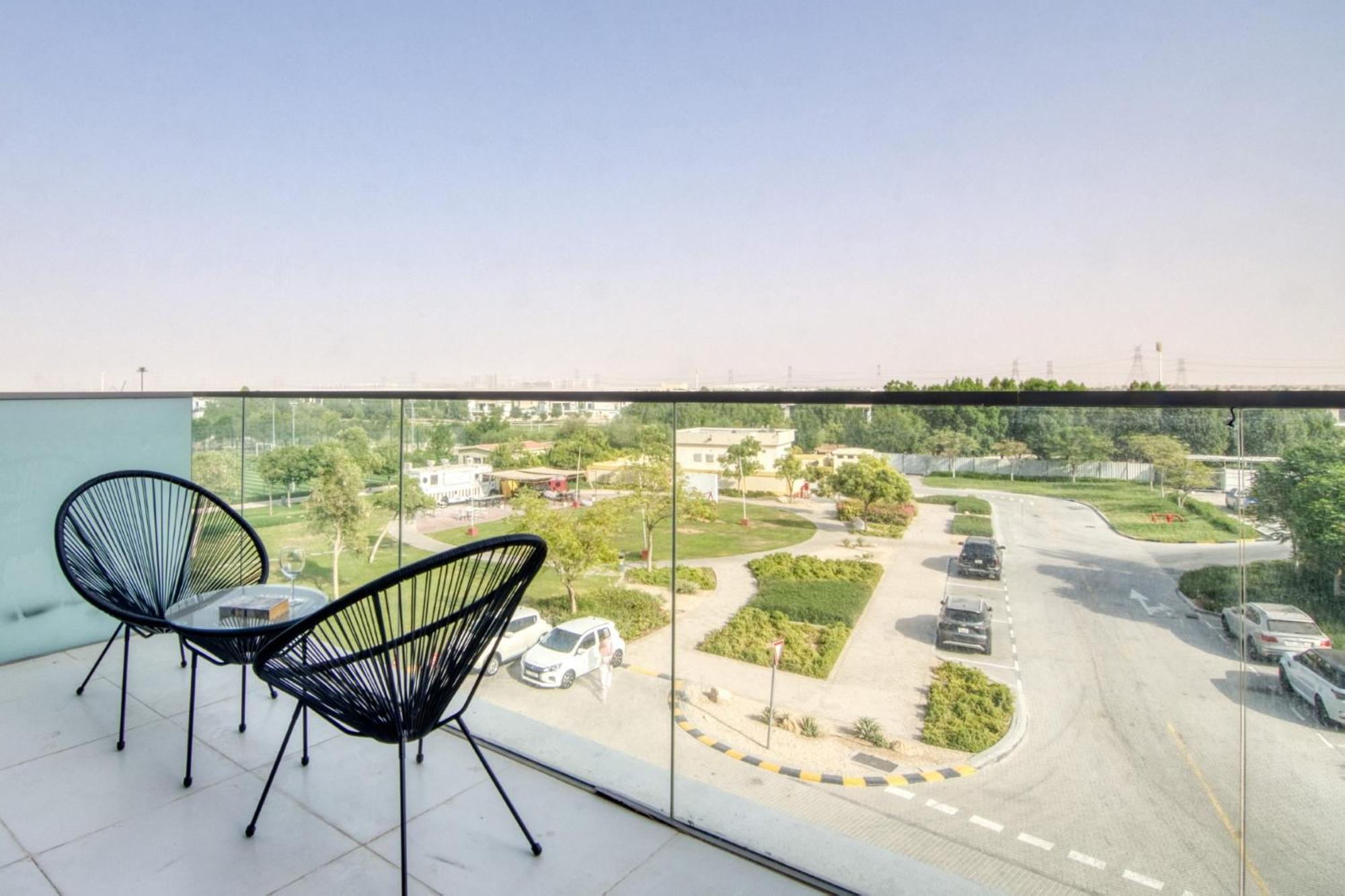 Apartamento Cozy Studio - Damac Hills, *