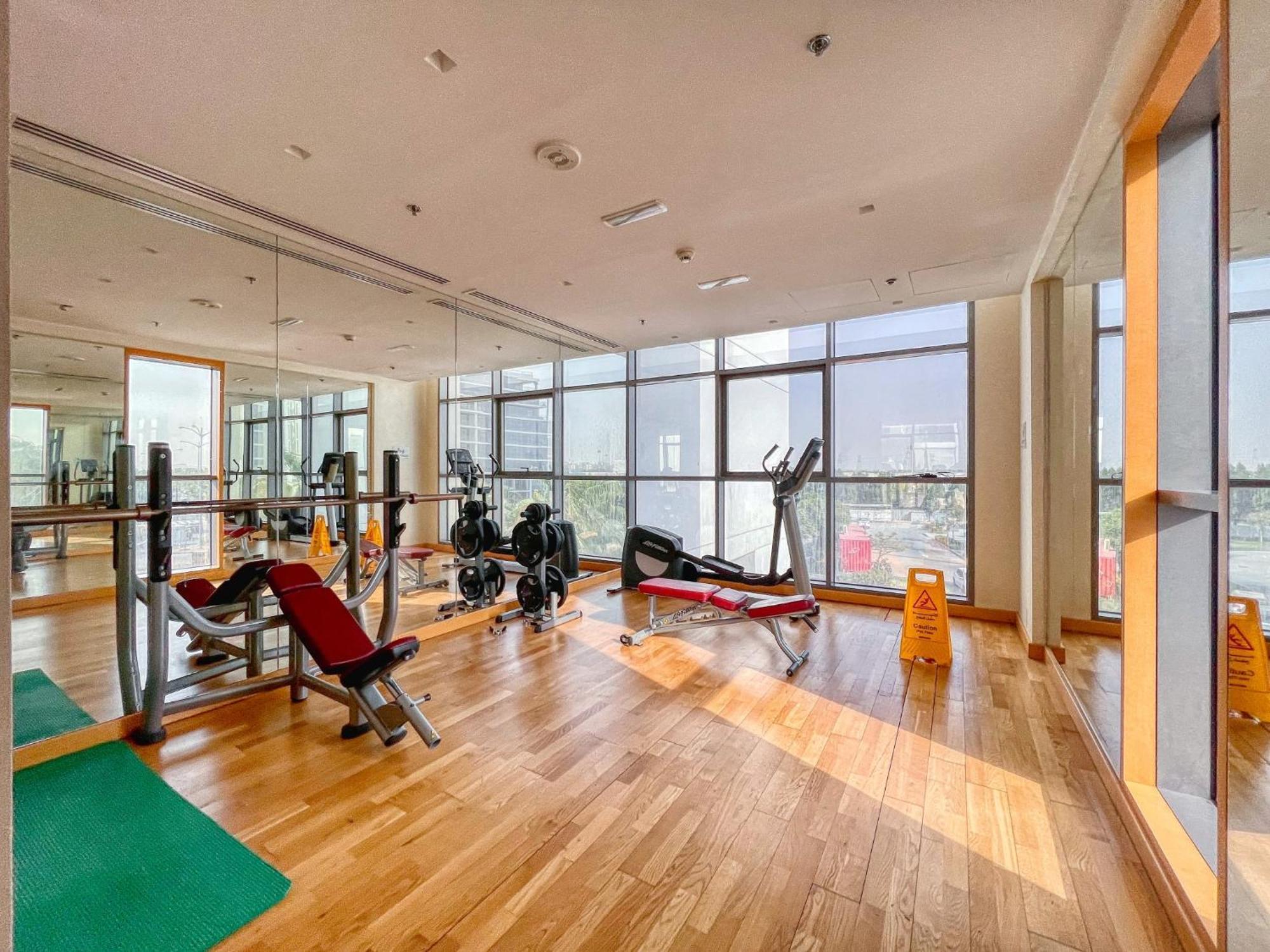 Cozy Studio - Damac Hills, Apartamento *