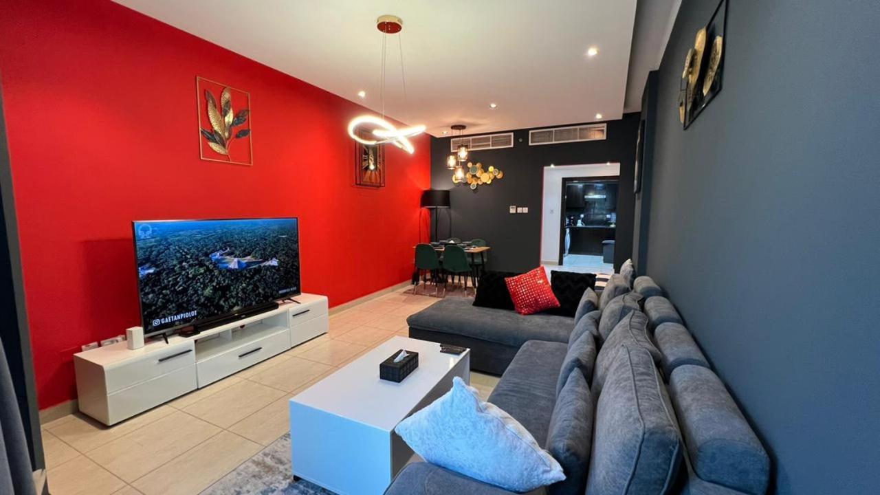Premium Marina Two Bedroom With Sea View - Family Only Appartement Dubai