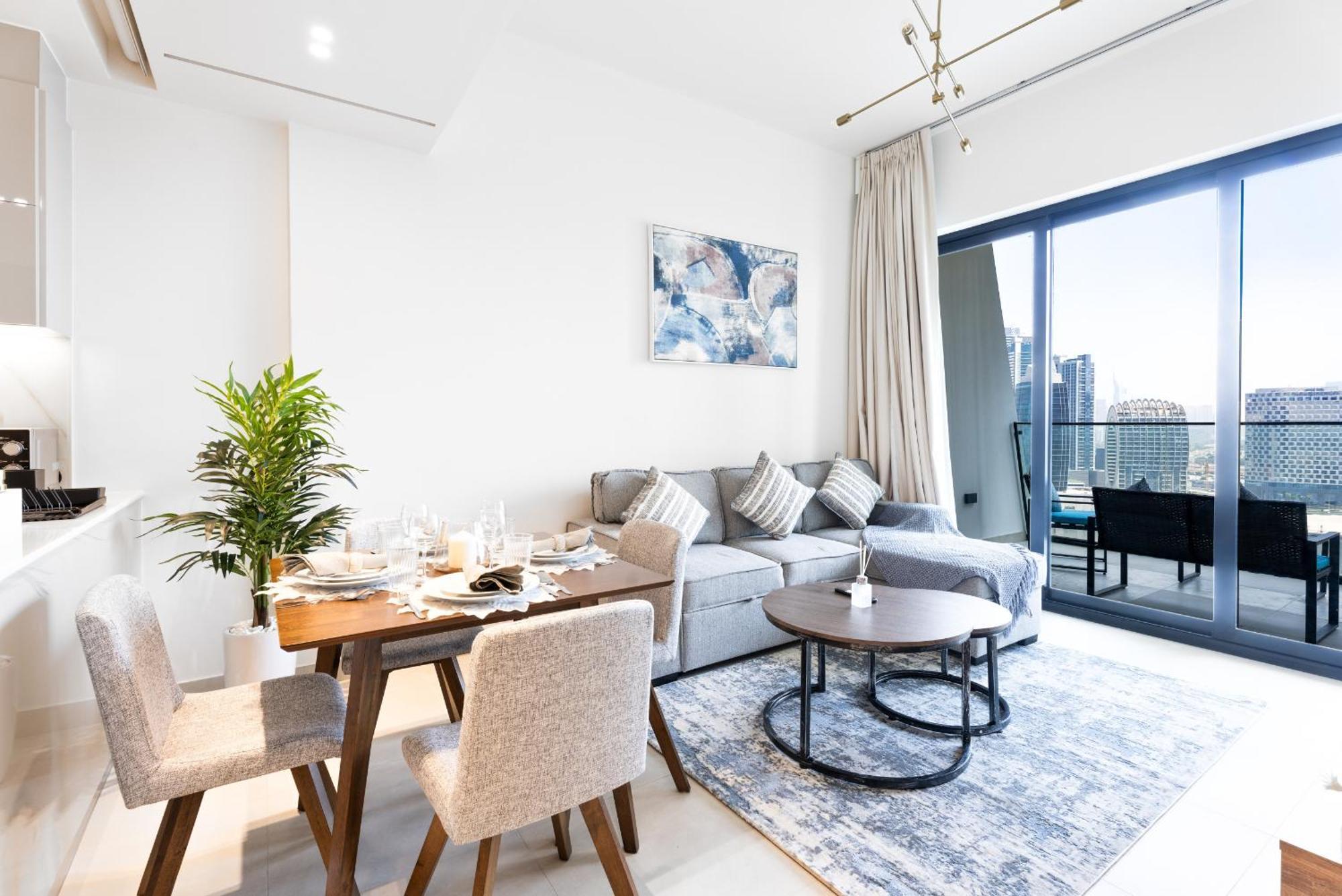 Apartamento Easygo - Binghatti Canal Burj Khalifa View 1 Bedroom Dubái
