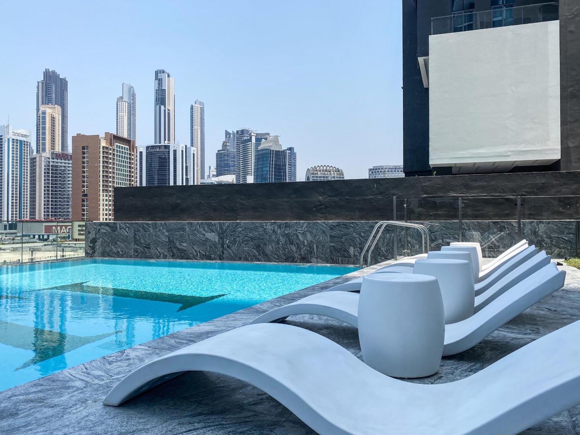 Apartamento Easygo - Binghatti Canal Burj Khalifa View 1 Bedroom Dubái