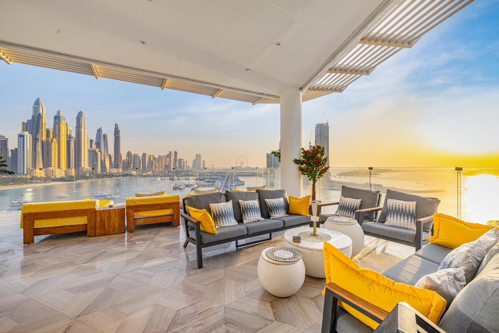 Five Palm Jumeirah 2br Luxury Penthouse , Full Marina View With Private Pool