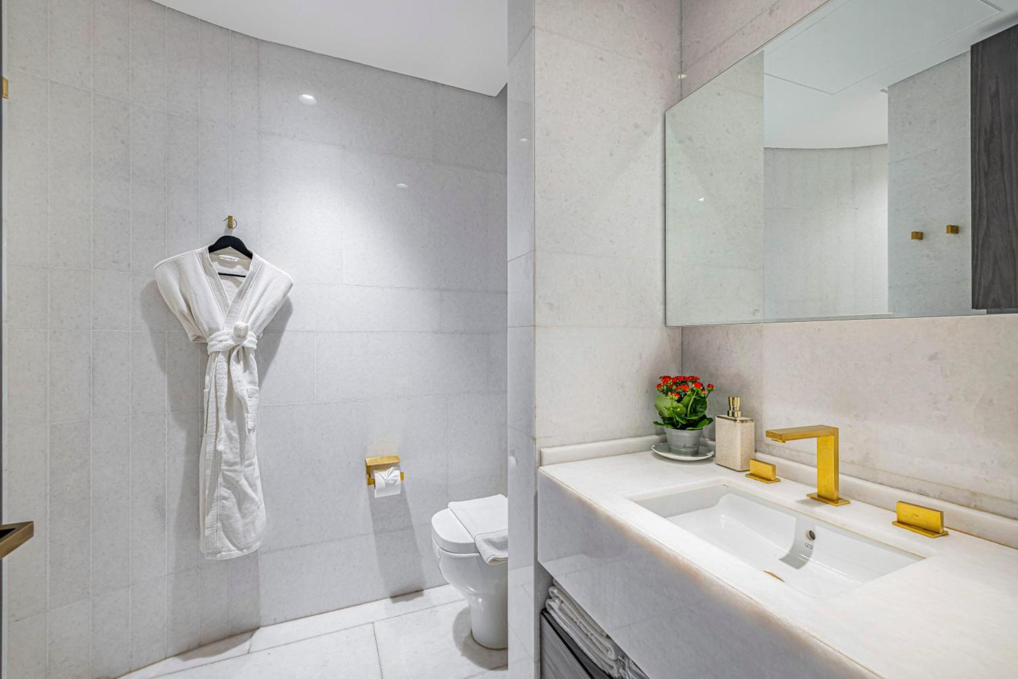 Five Palm Jumeirah 2br Luxury Penthouse , Full Marina View With Private Pool Appartement *