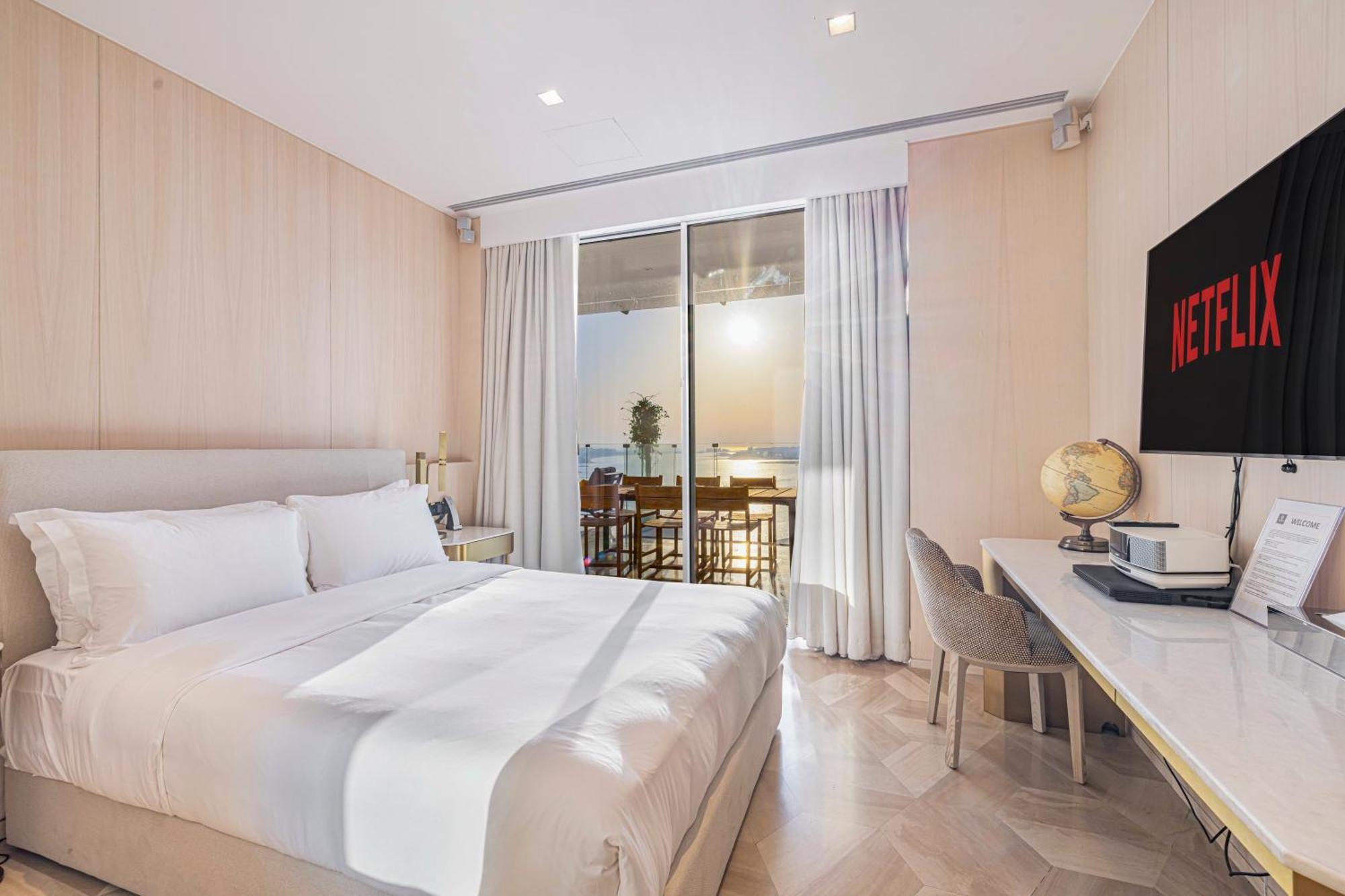 Five Palm Jumeirah 2br Luxury Penthouse , Full Marina View With Private Pool Appartement