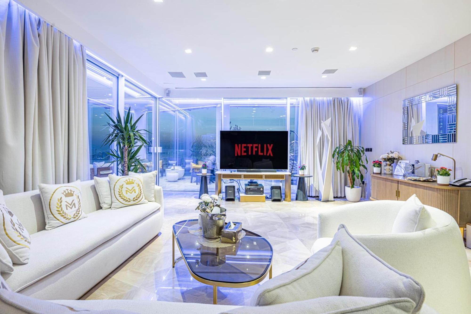 Five Palm Jumeirah 2br Luxury Penthouse , Full Marina View With Private Pool Appartement Dubaï