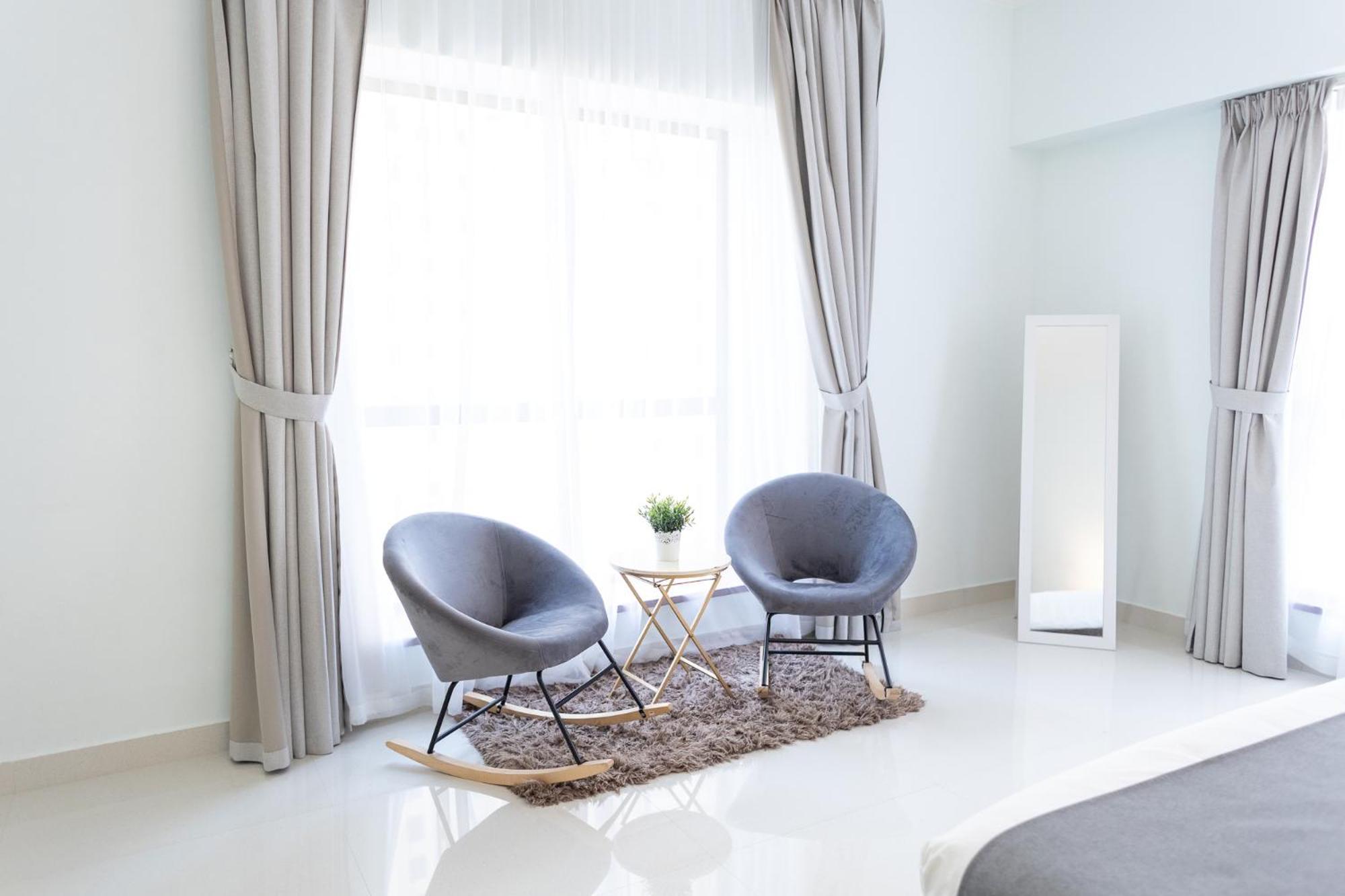 Happy Season - Jbr Apartments, Beach Front, Top Furnished Dubái