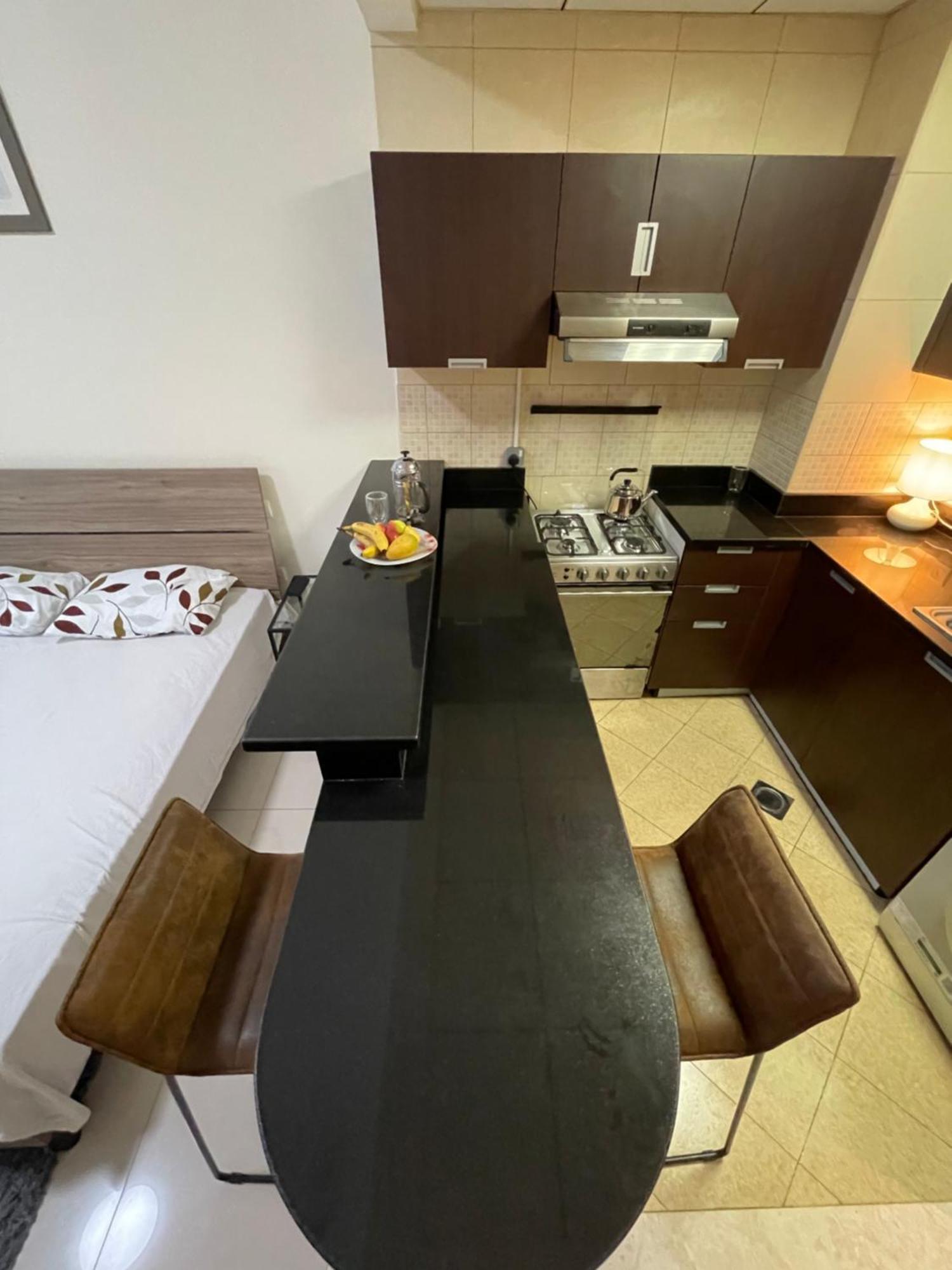 Great View, Sportcity, Parking Included, Appartamento Dubai