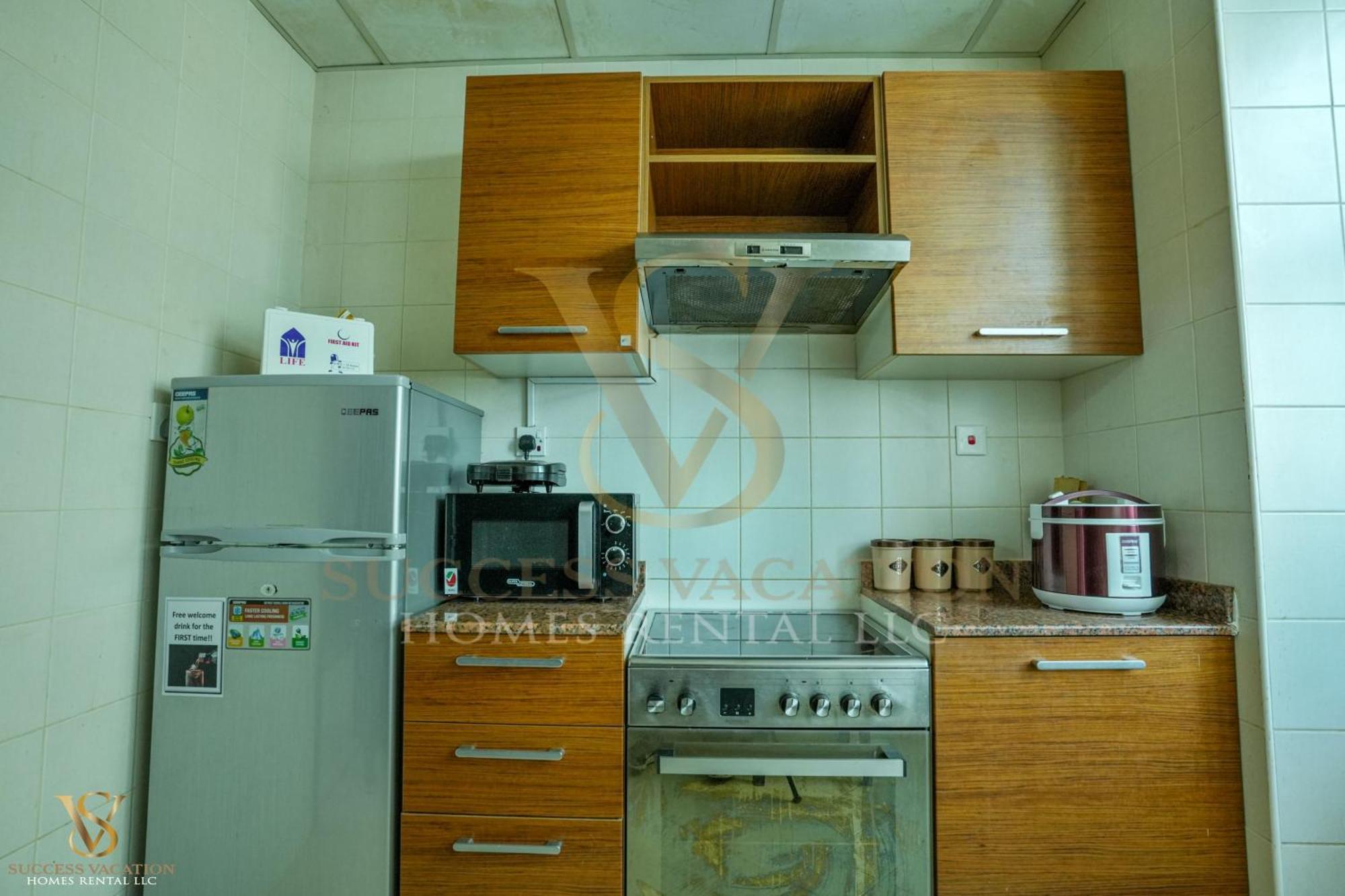 Appartement Success Luxury - 5 Min Away Marina Corniche - Free Housekeeping Provided Everyday-24-7 Staff Available For Services