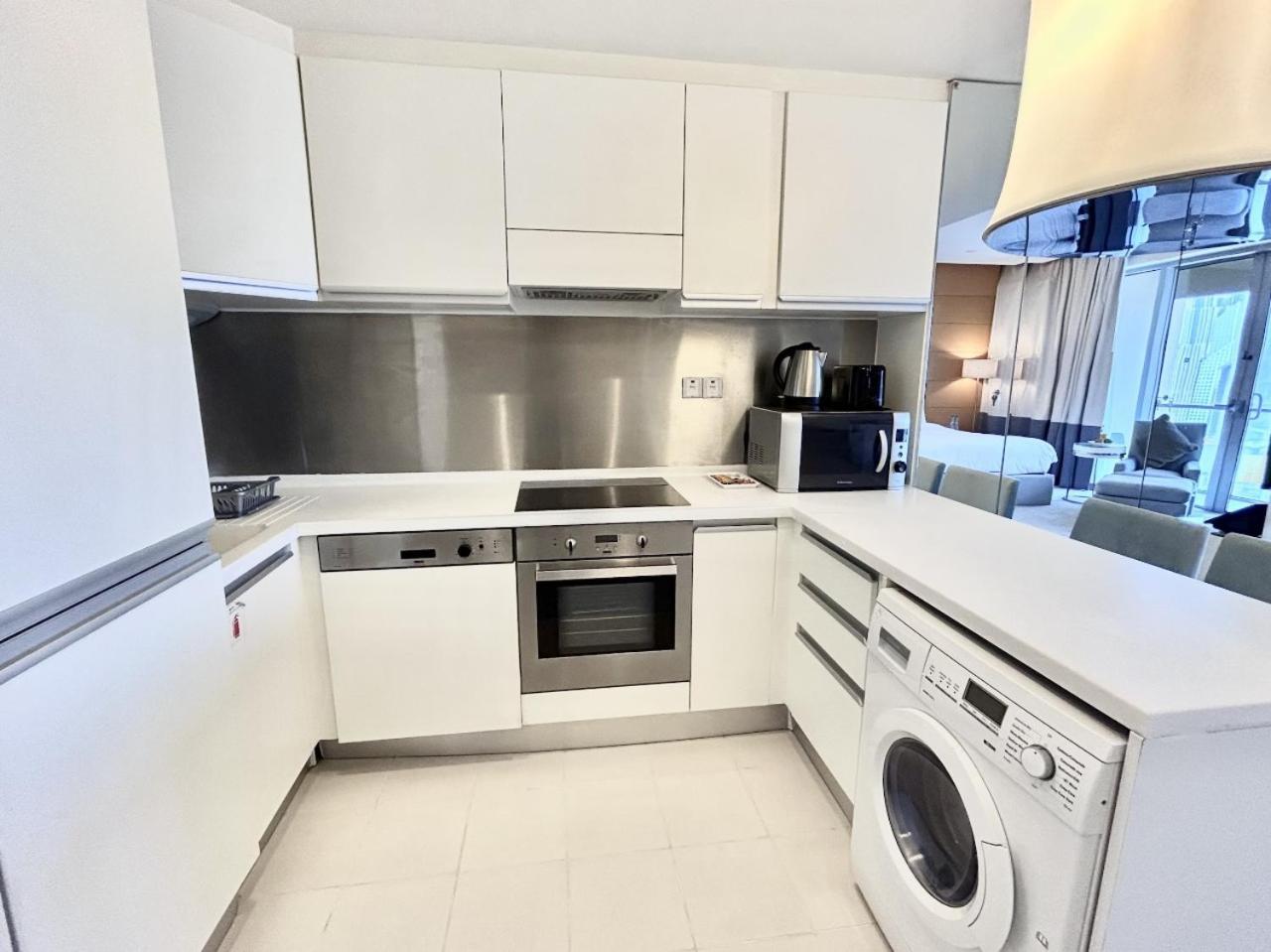 Fashion Avenue Mall Residences - With Balcony Apartamento Dubai