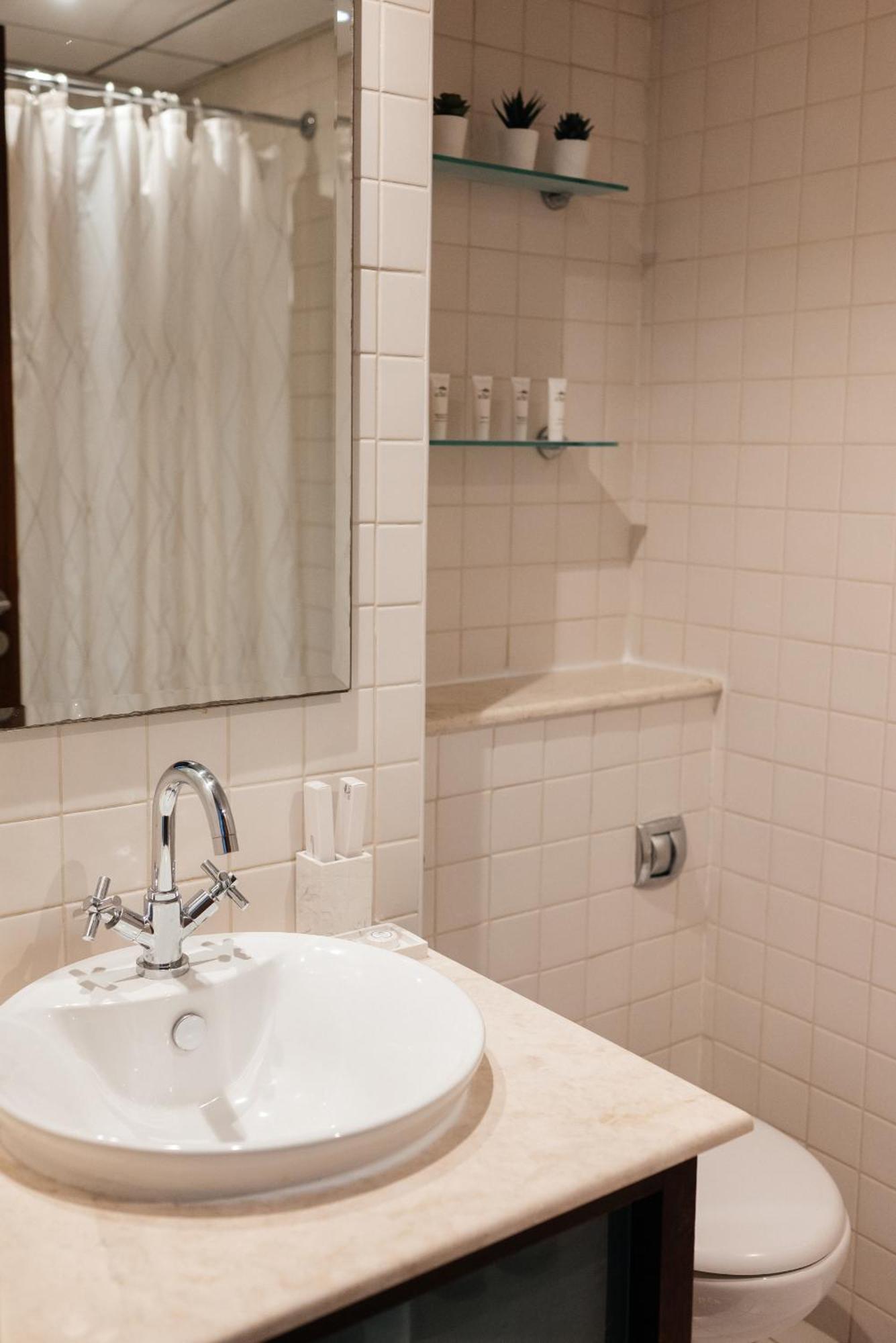Apartamento Chic 1br Oasis In The Heart Of Marina *