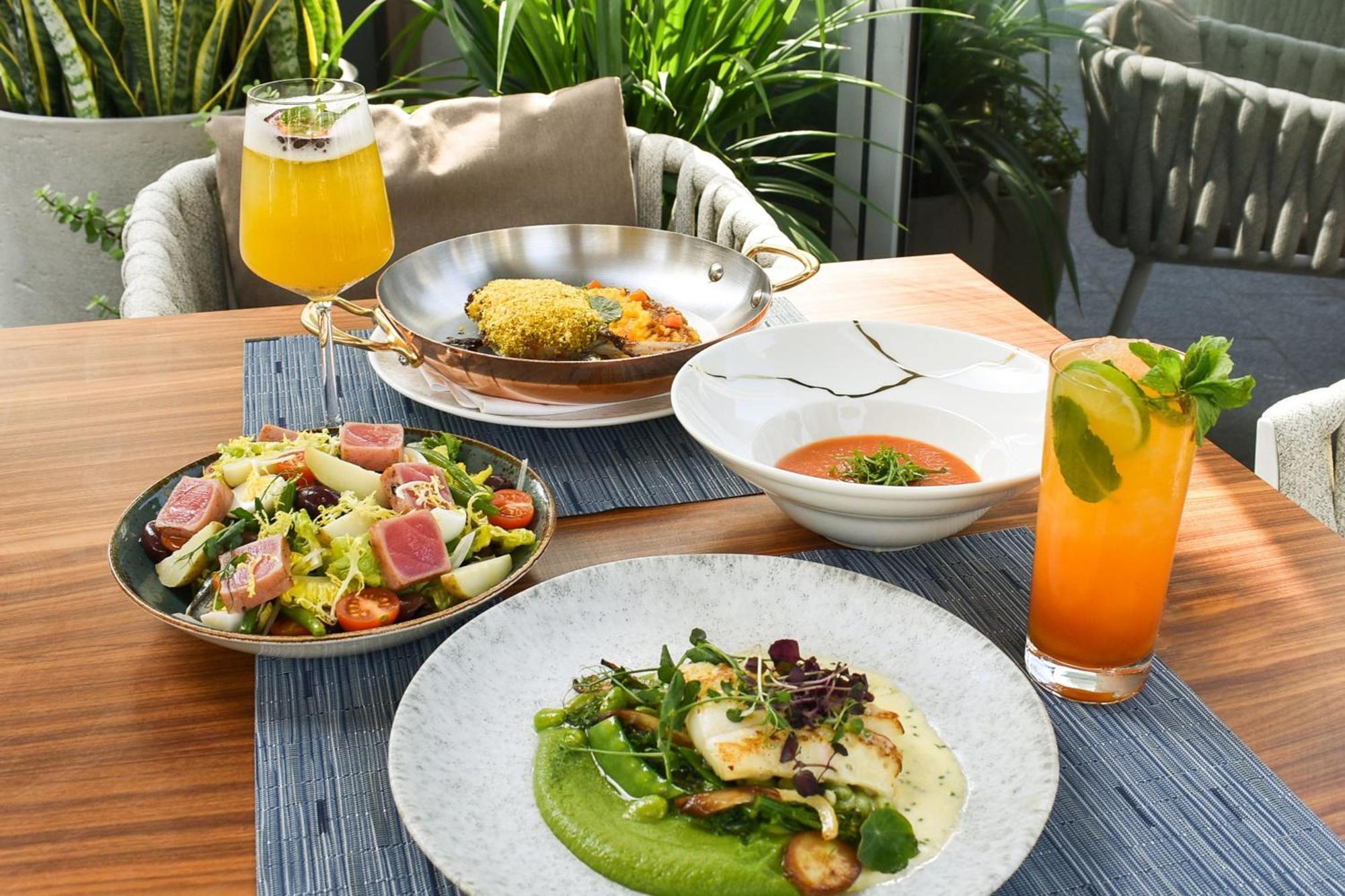 The St. Regis Dubai, The Palm Hotel Dubai