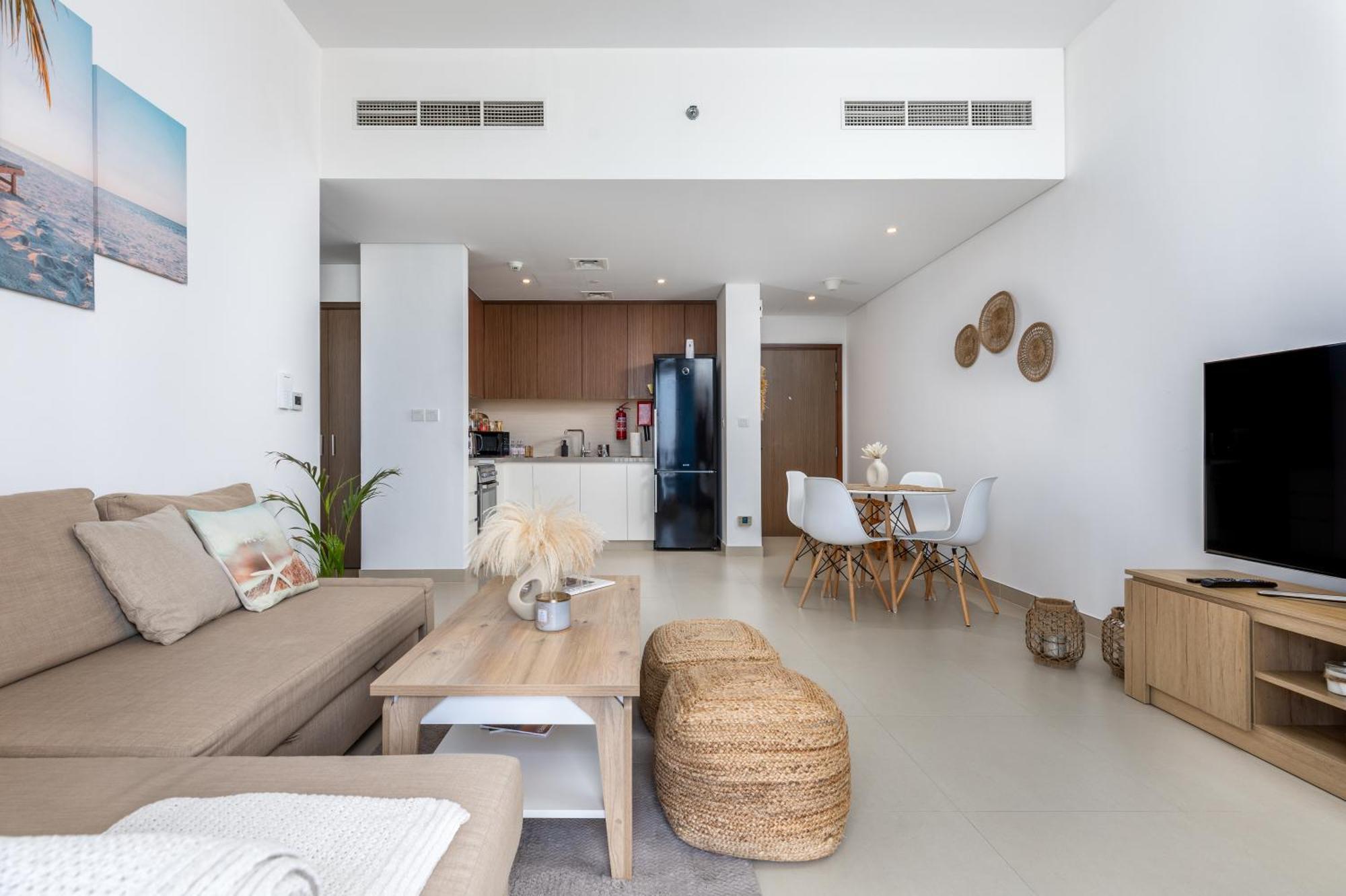Apartment Waves - Jaw-dropping Sea View From Comfy Retreat *