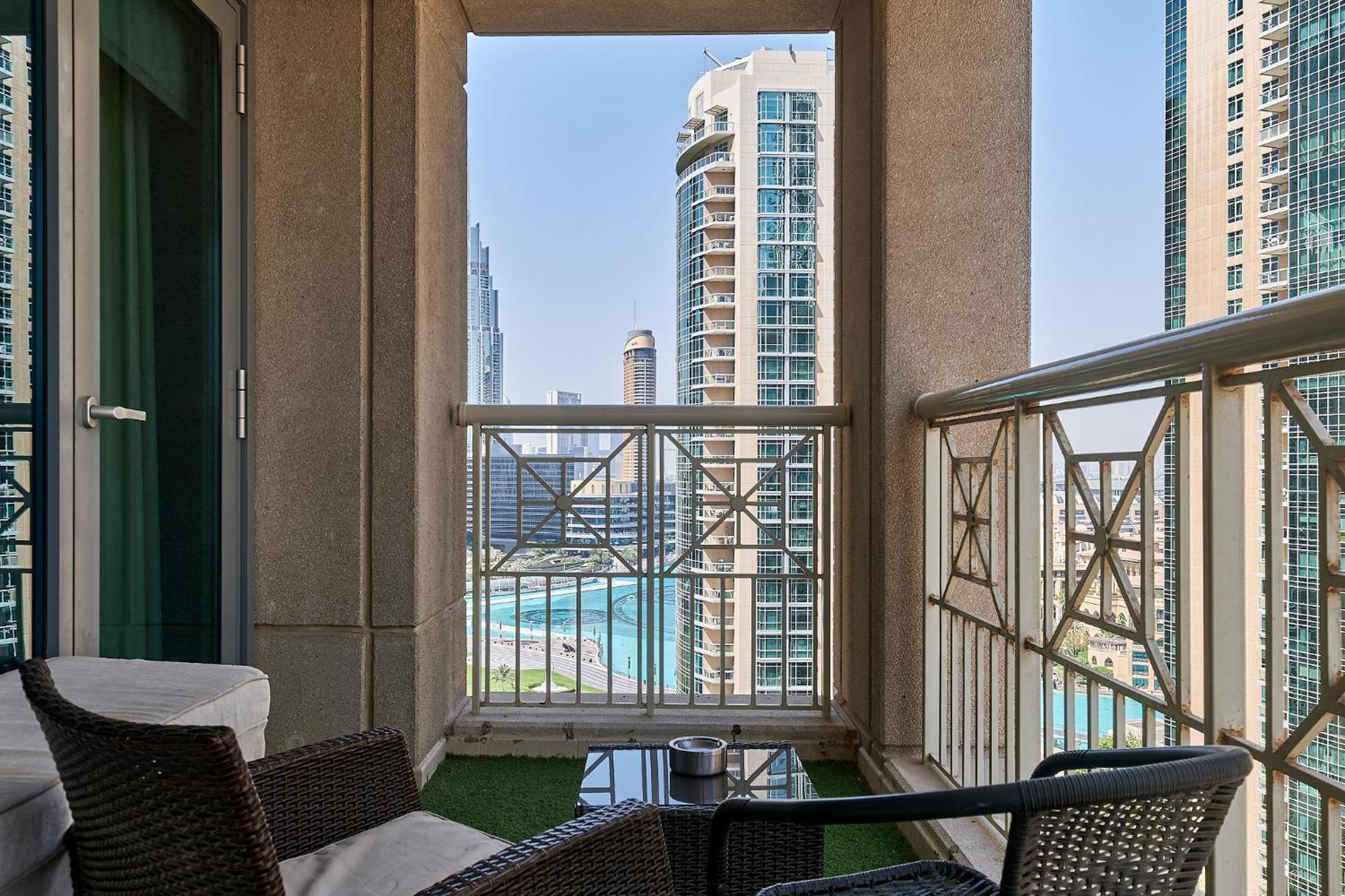 Bellavista - Striking - 1br With Extra Twin - 29 Boulevard - Partial Fountain View Apartment *