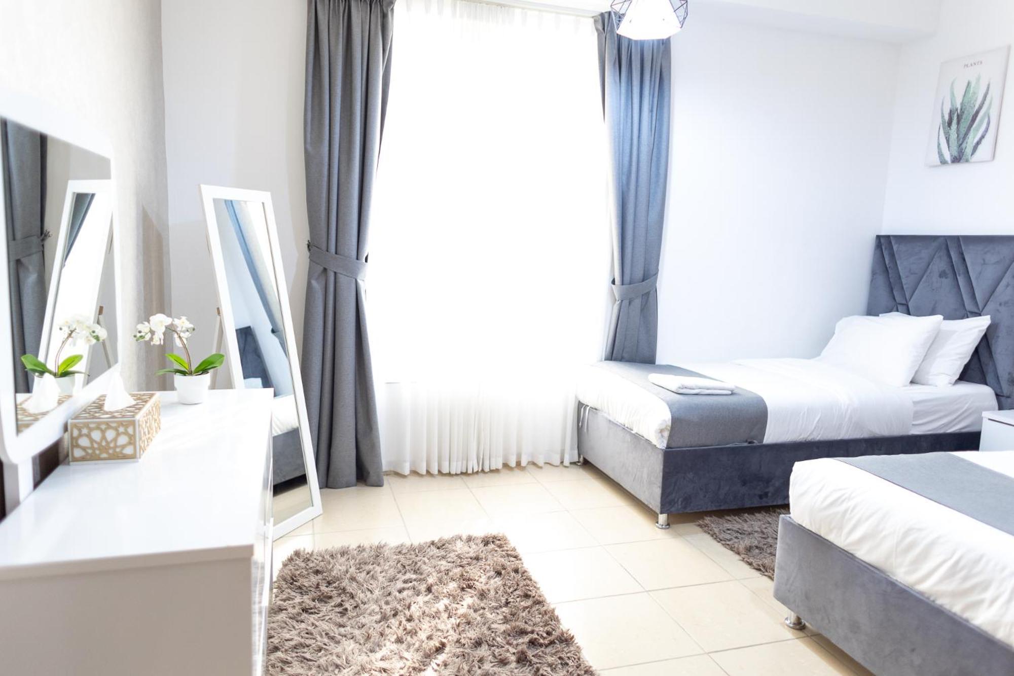 Happy Season - Jbr Apartments, Beach Front, Top Furnished * Dubái