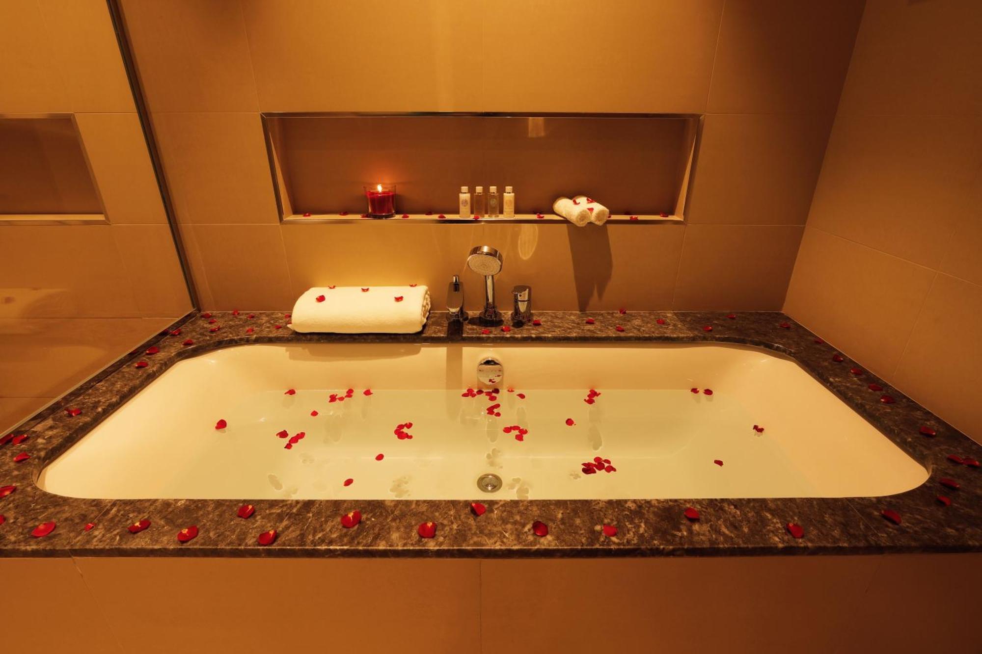 Elegant With Direct Access To Mall Lejlighed