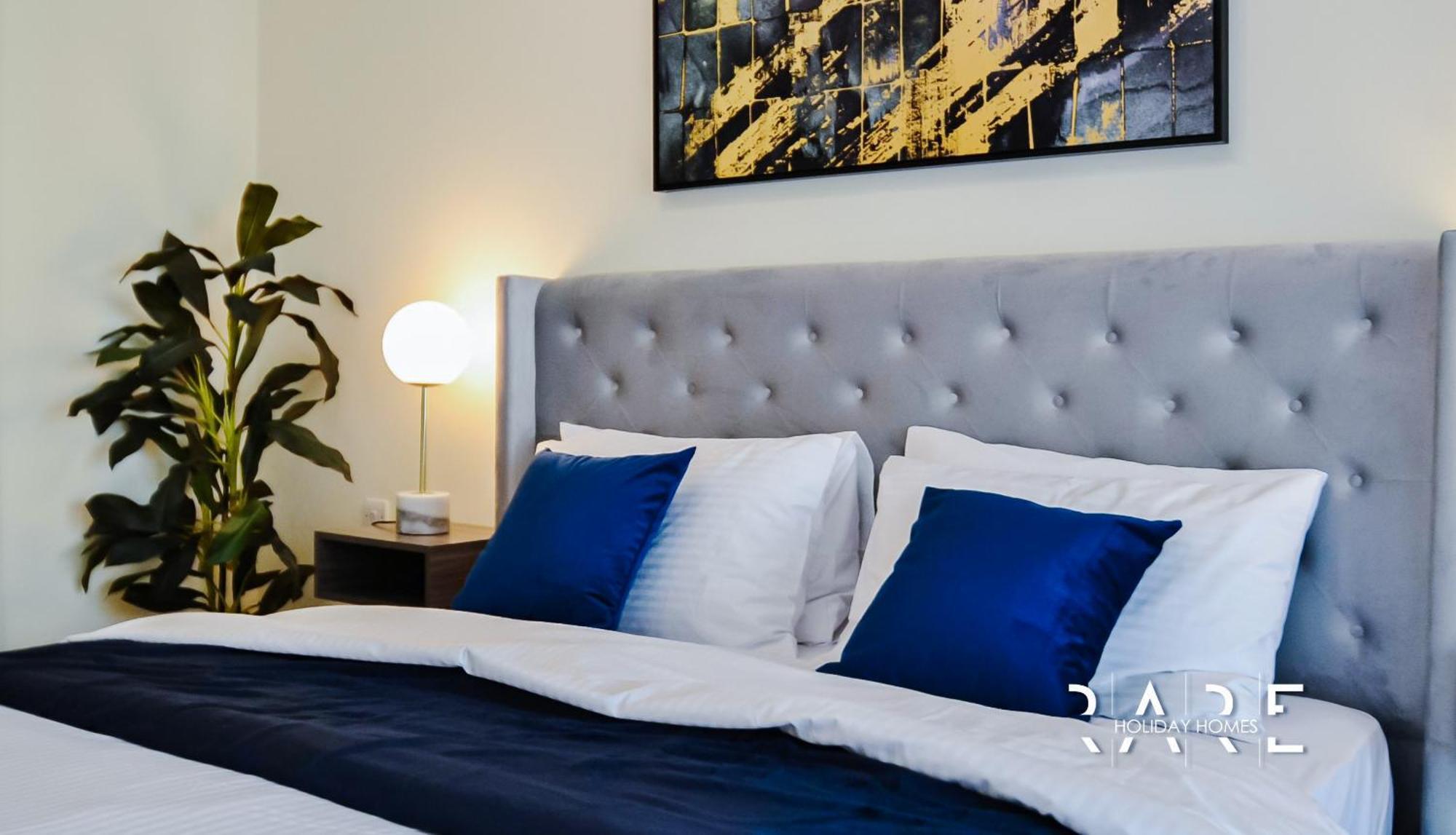 Rare Offer 2 Bedroom With Direct Access To Mall - Pool View - Al Tajer Residences-r7078