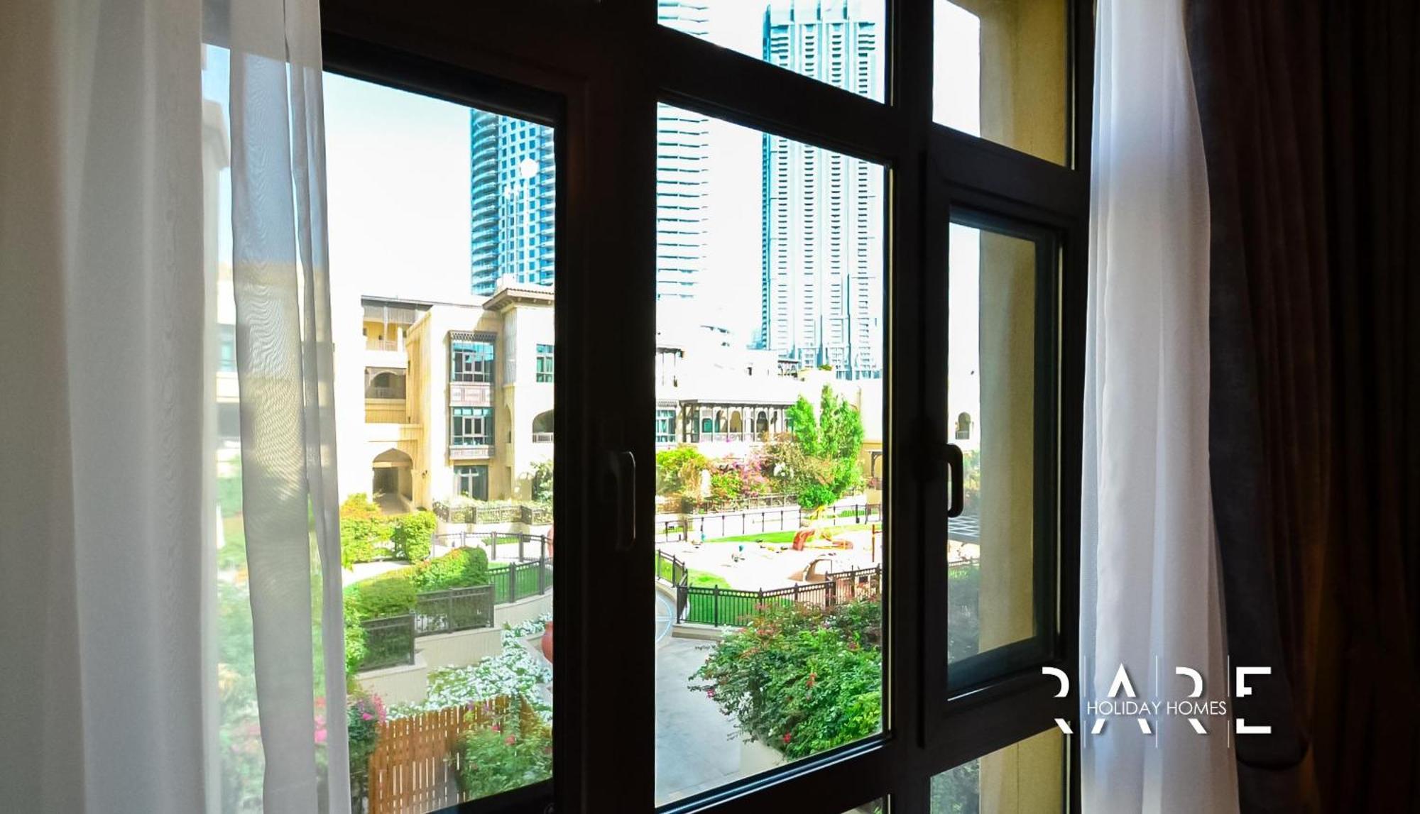 Rare Offer 2 Bedroom With Direct Access To Mall - Pool View - Al Tajer Residences-r7078 Appartement *