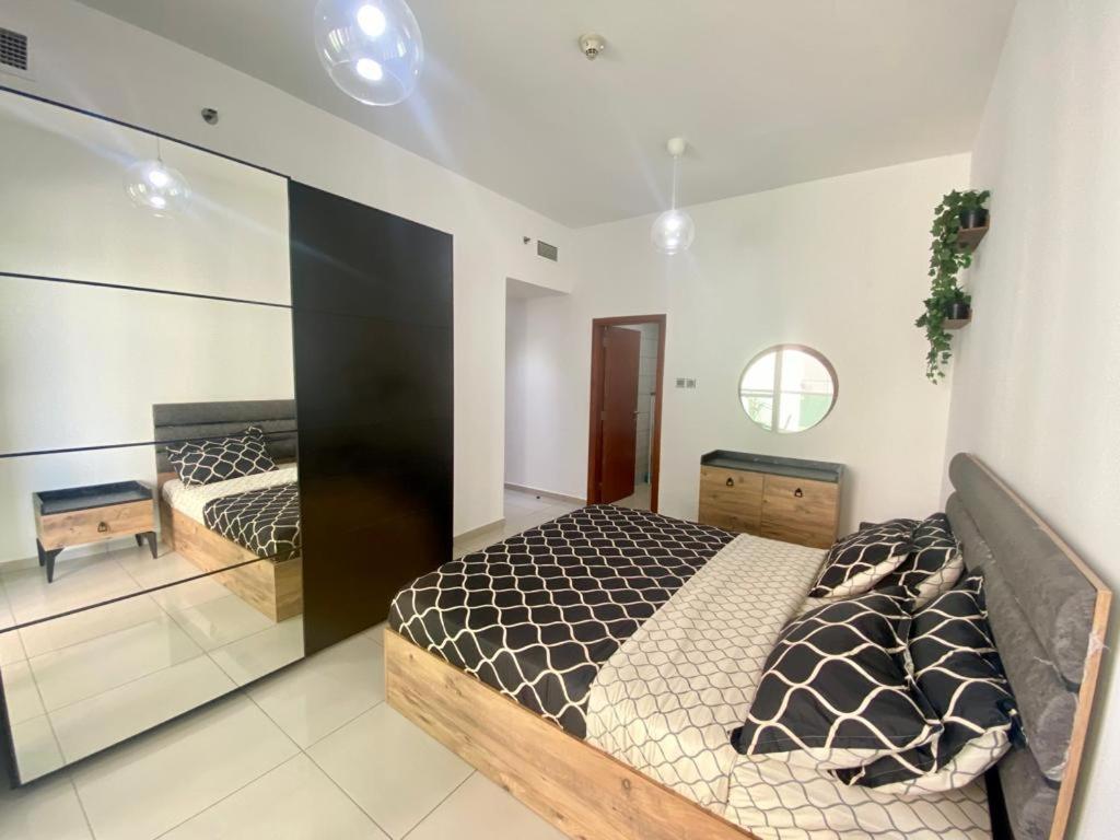 Lovely Marina - Partial Sea View Apartamento
