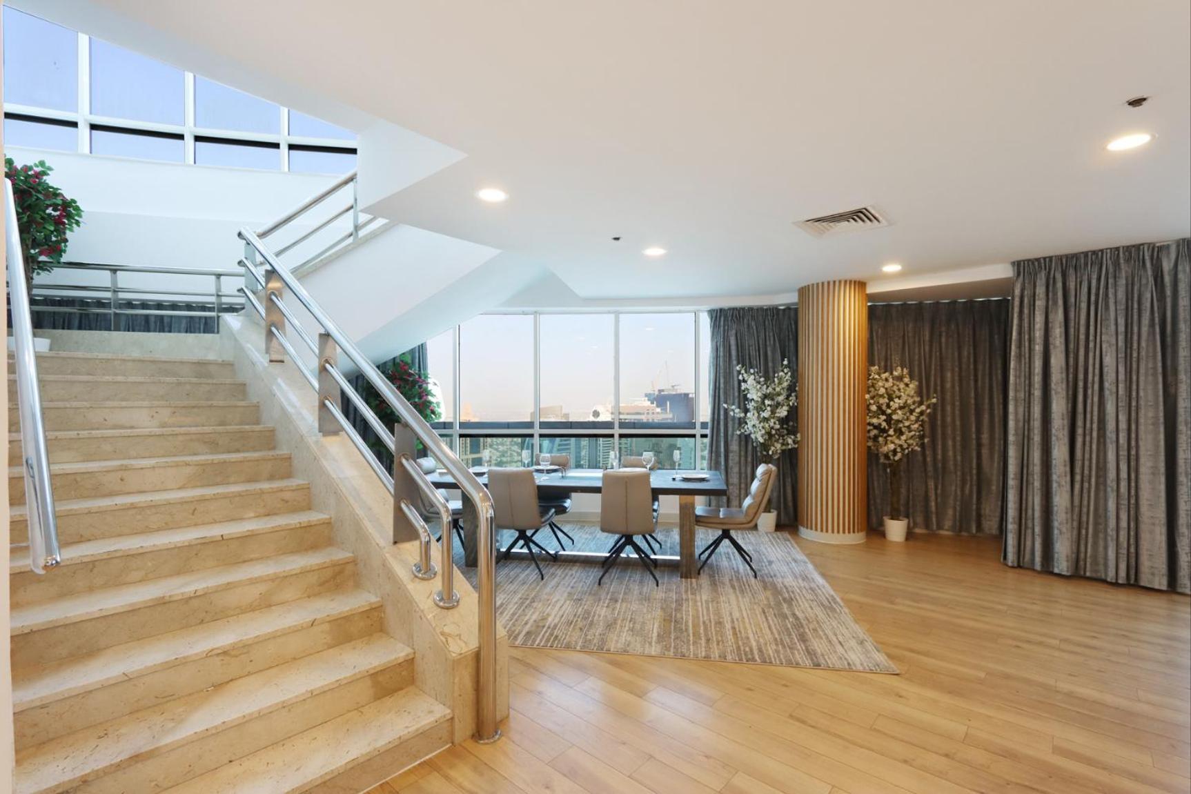 Appartement Duplex Penthouse With Maid's - Marina - Livbnb *