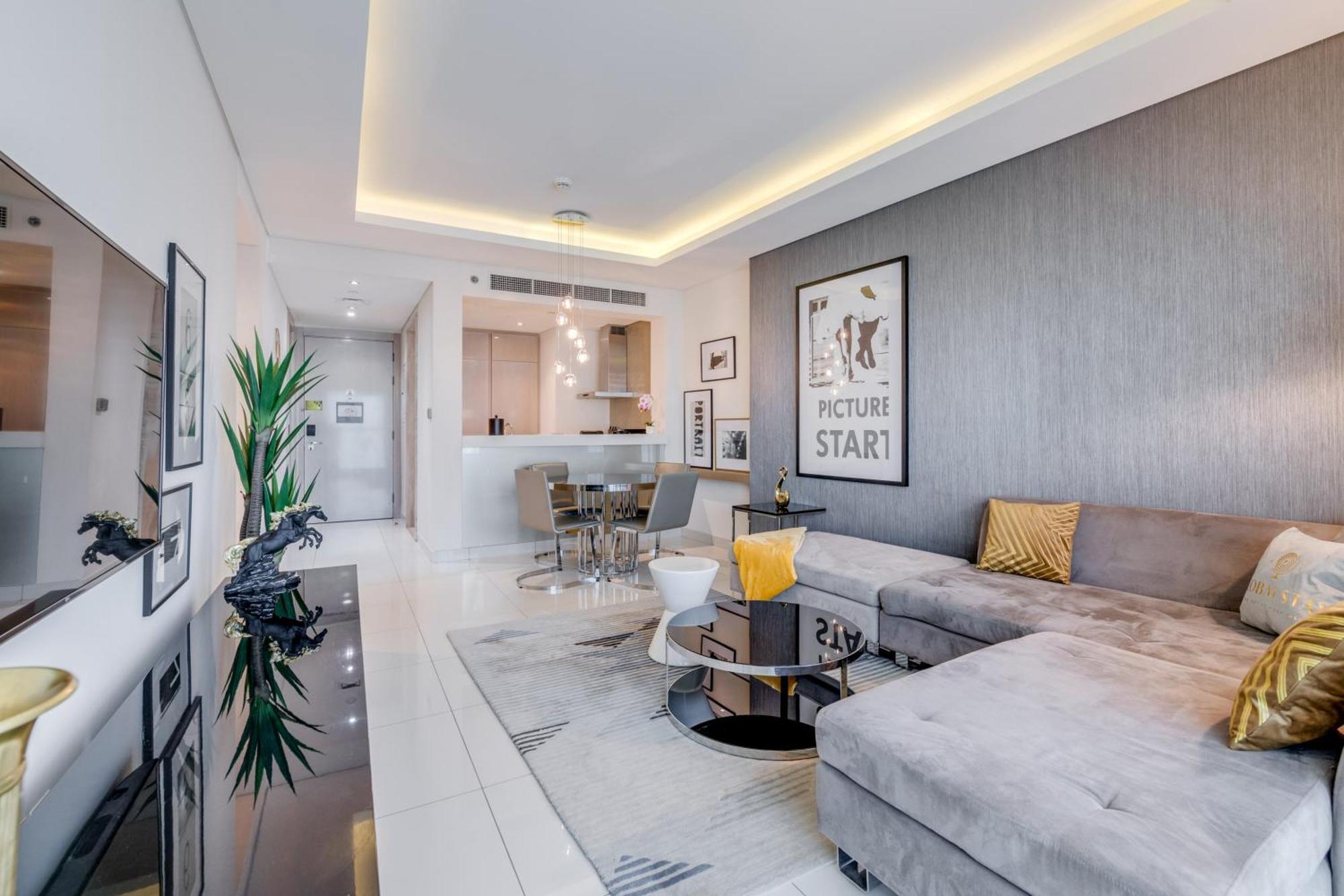 Globalstay Damac Towers By Paramount In Business Bay Apartemen