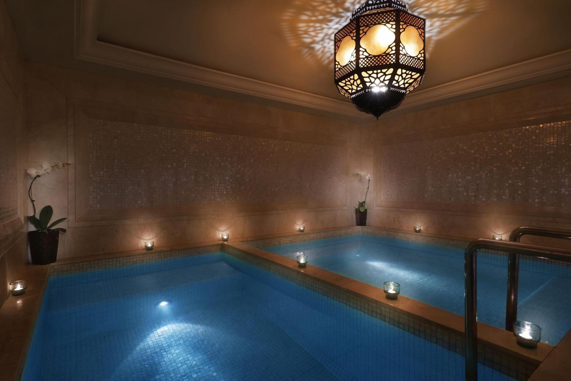 The Ritz-carlton, 5* Dubai