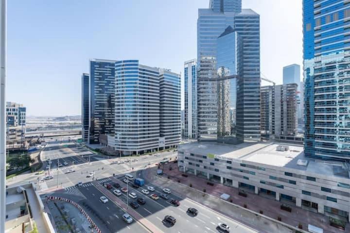Vogue Downtown - Bellevue Towers Apartemen Dubai