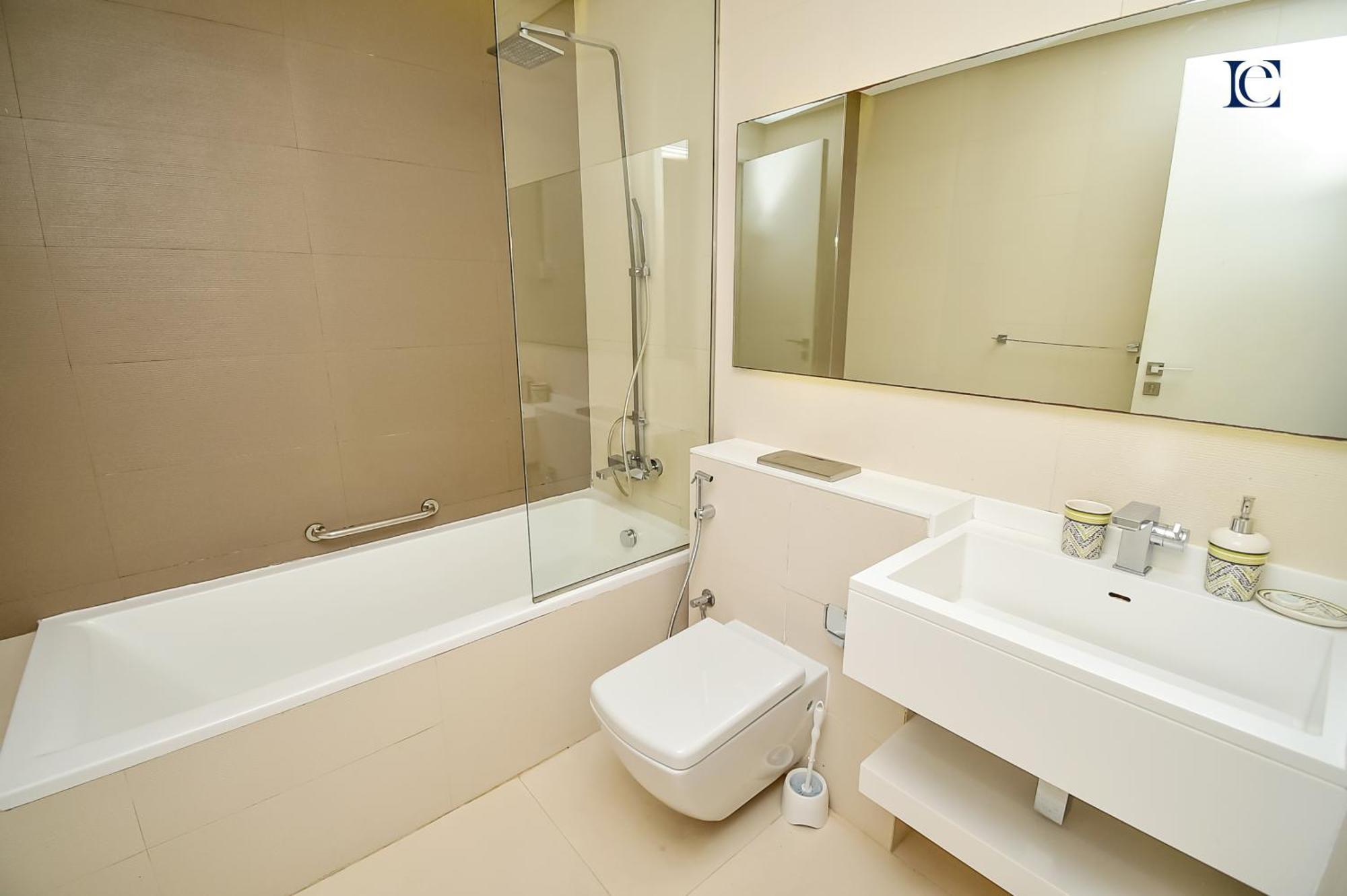 Luxury Escapes - 1br With Balcony - West Avenue Marina Apartment Dubai