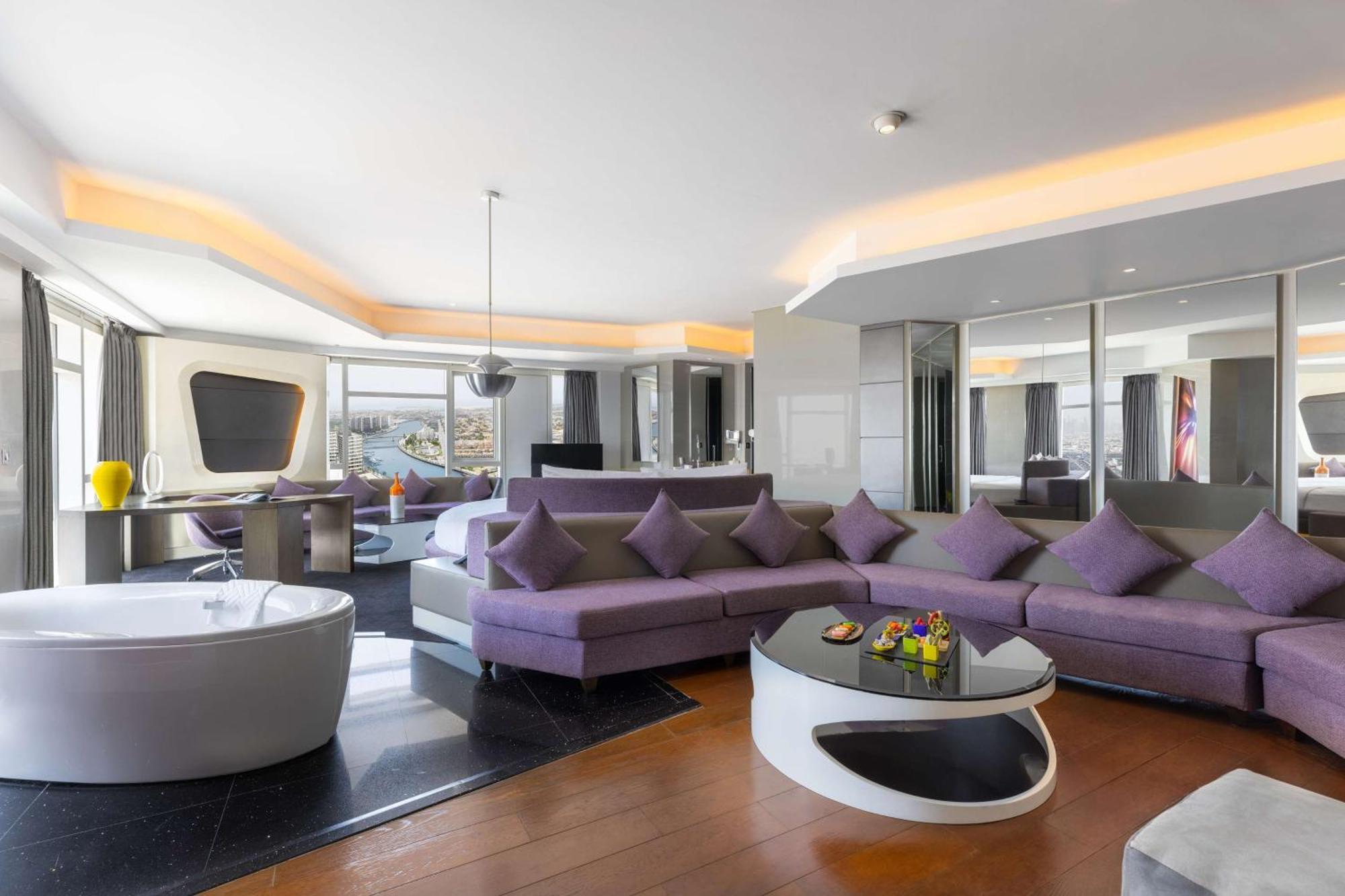 V Dubai, Curio Collection By Hilton 5* Dubái