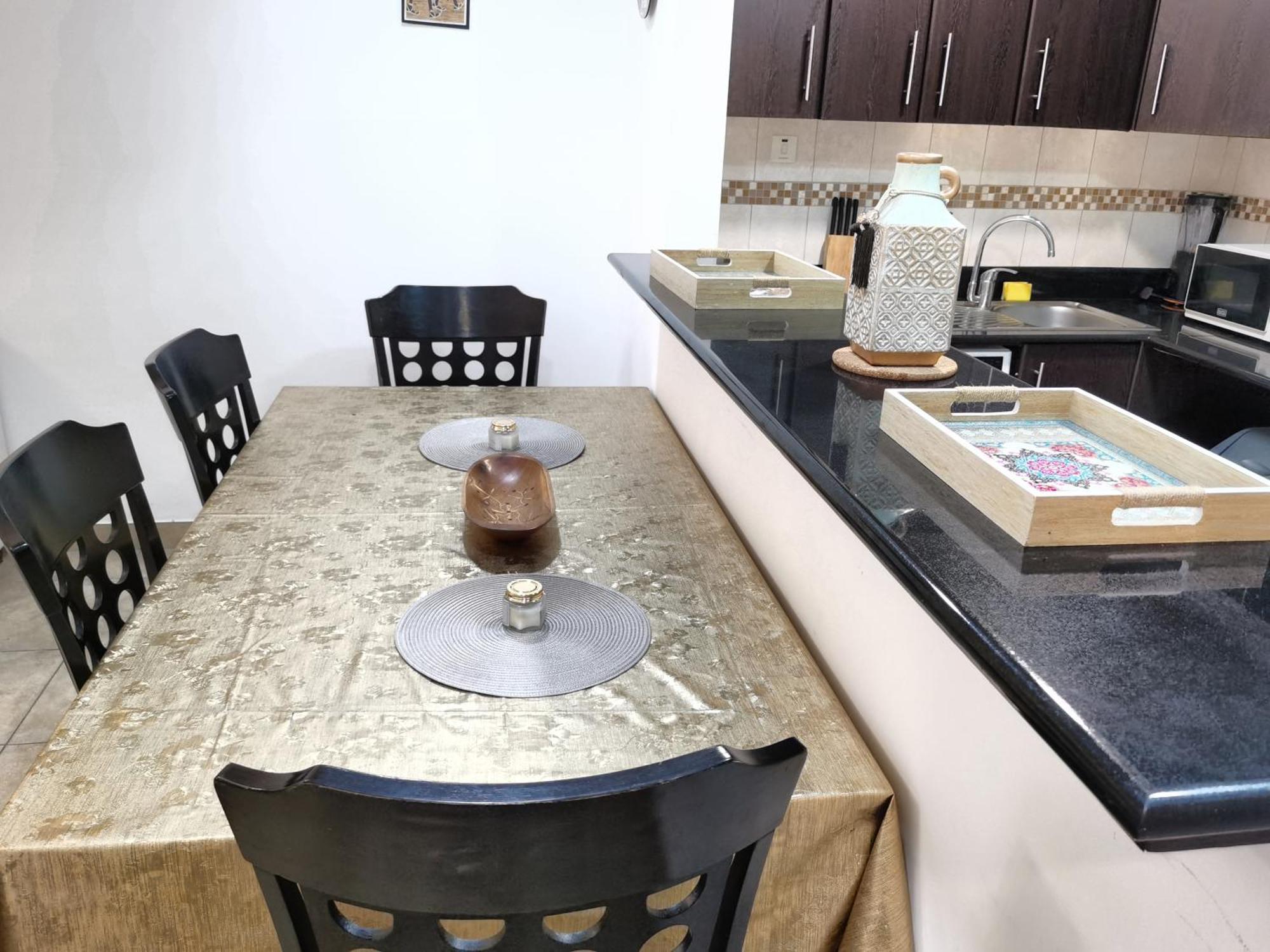 Apartment Mamzar Ideal For Families,couples