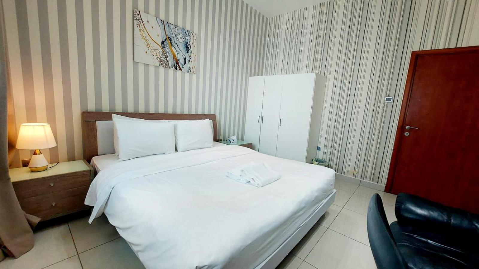 Appartamento Entire Private Self Catered Marina