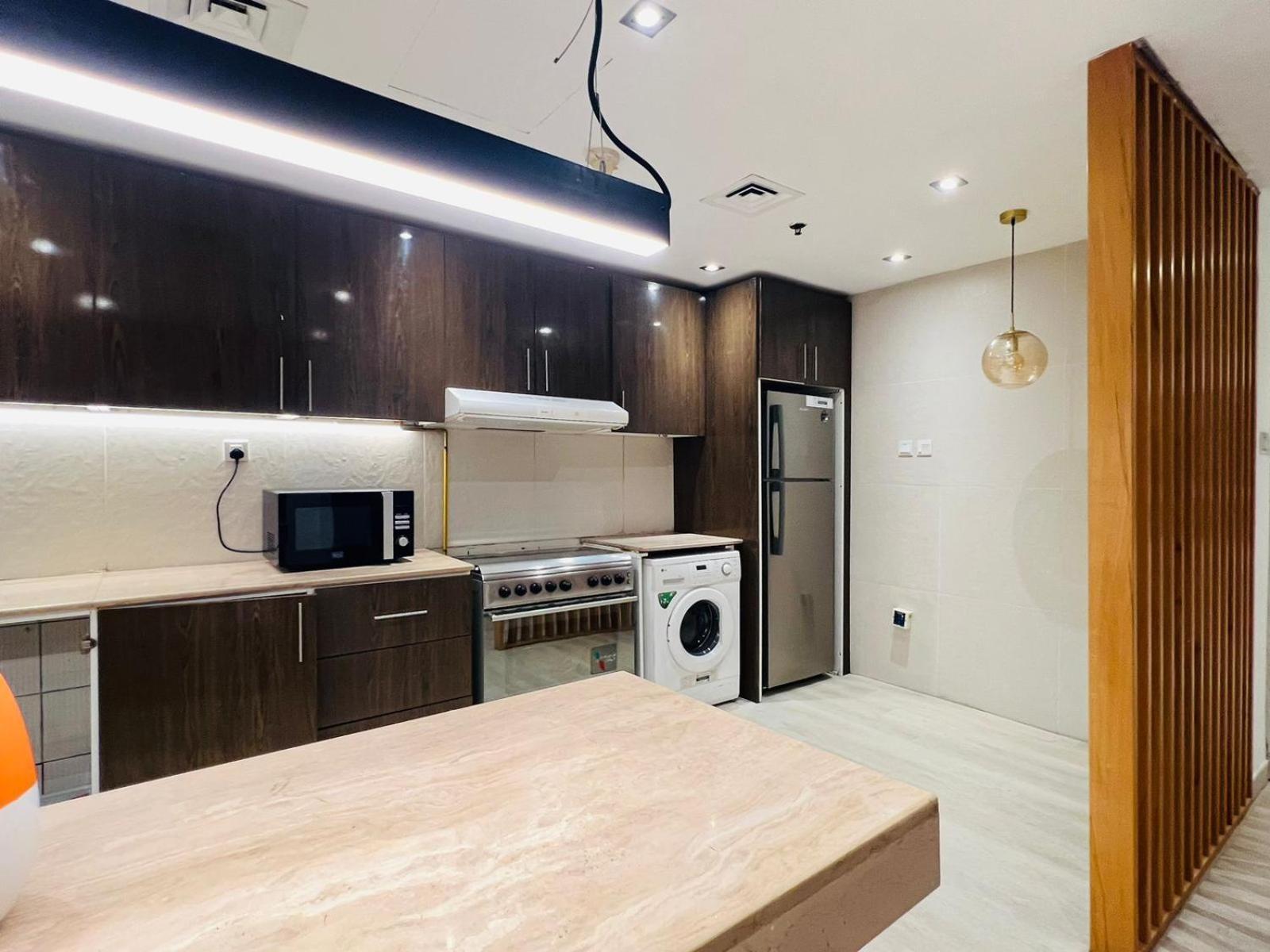 High Floor With Skyline & Burj Khalifa View 3 Bedroom Unit Marina Apartamento Dubái