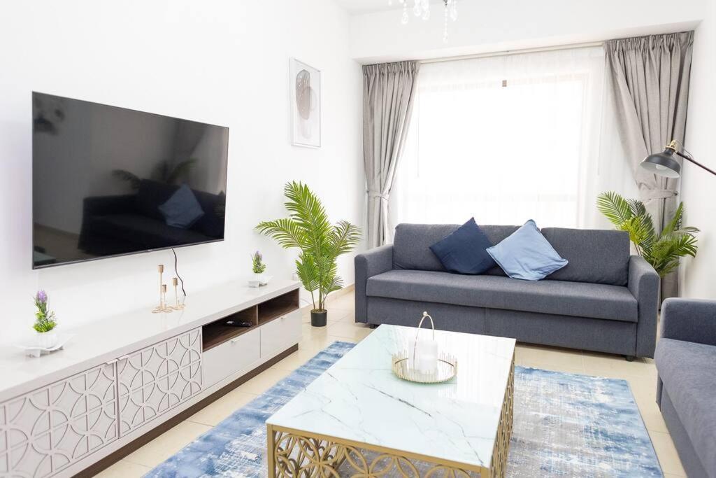 Shams Front Jbr By Happy Season Apartemen Dubai