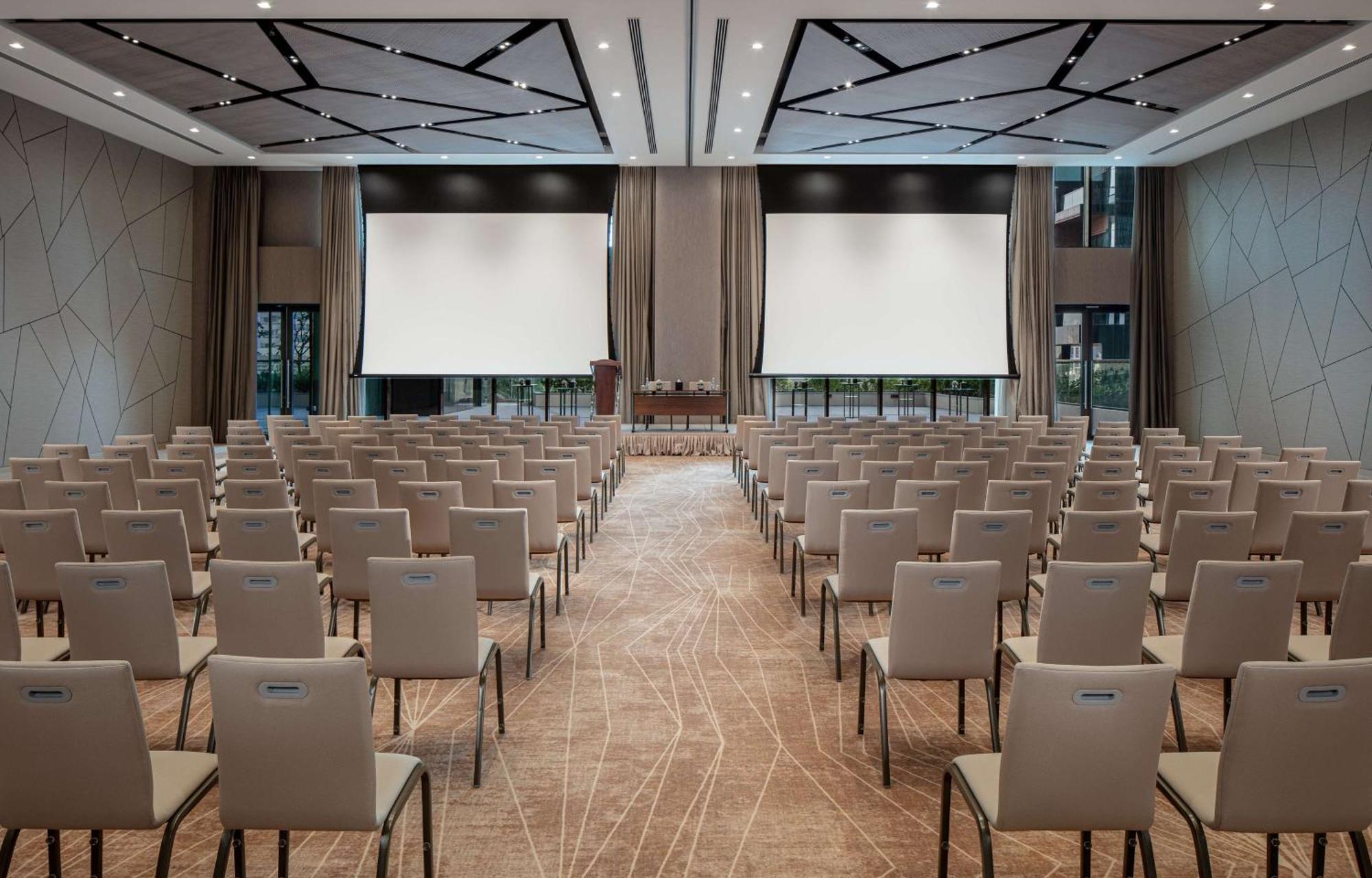 Doubletree By Hilton M Square & Residences Hotell