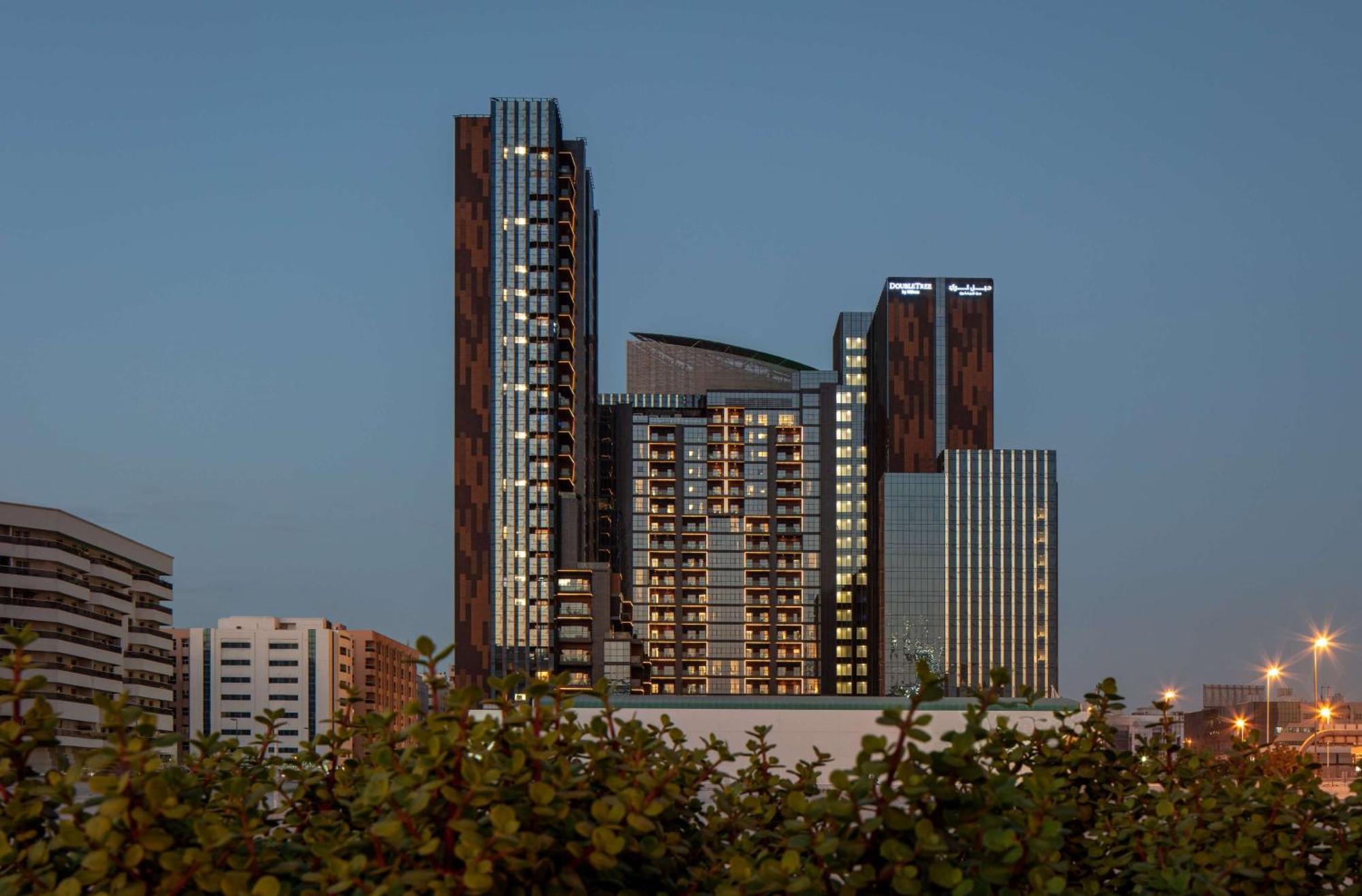 Doubletree By Hilton M Square & Residences Hotell Dubai