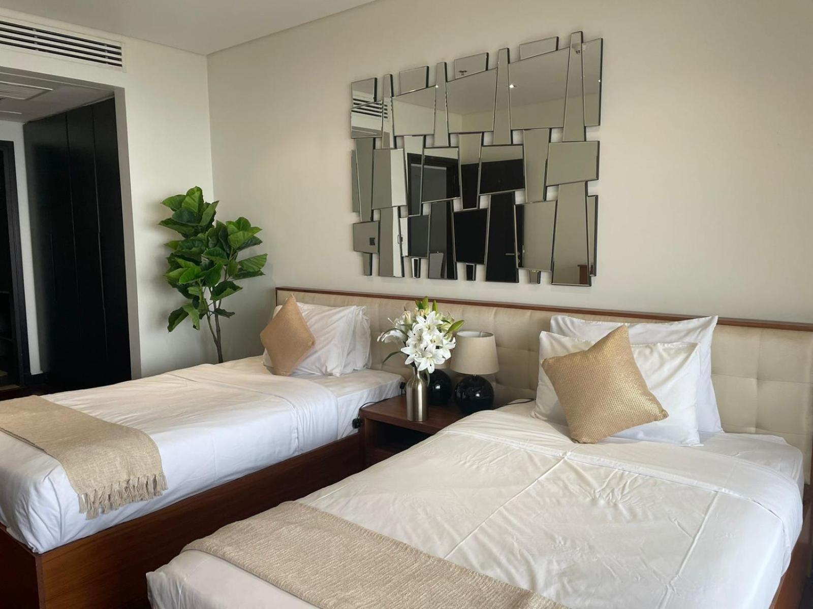 Anantara Palm Jumeirah Connected Anantara Dubai