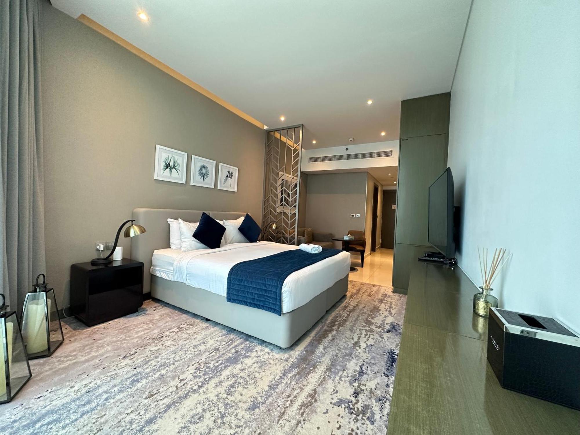 Business Bay Modern With A Canal View At Damac Maison Prive 1616 Apartamento Dubái