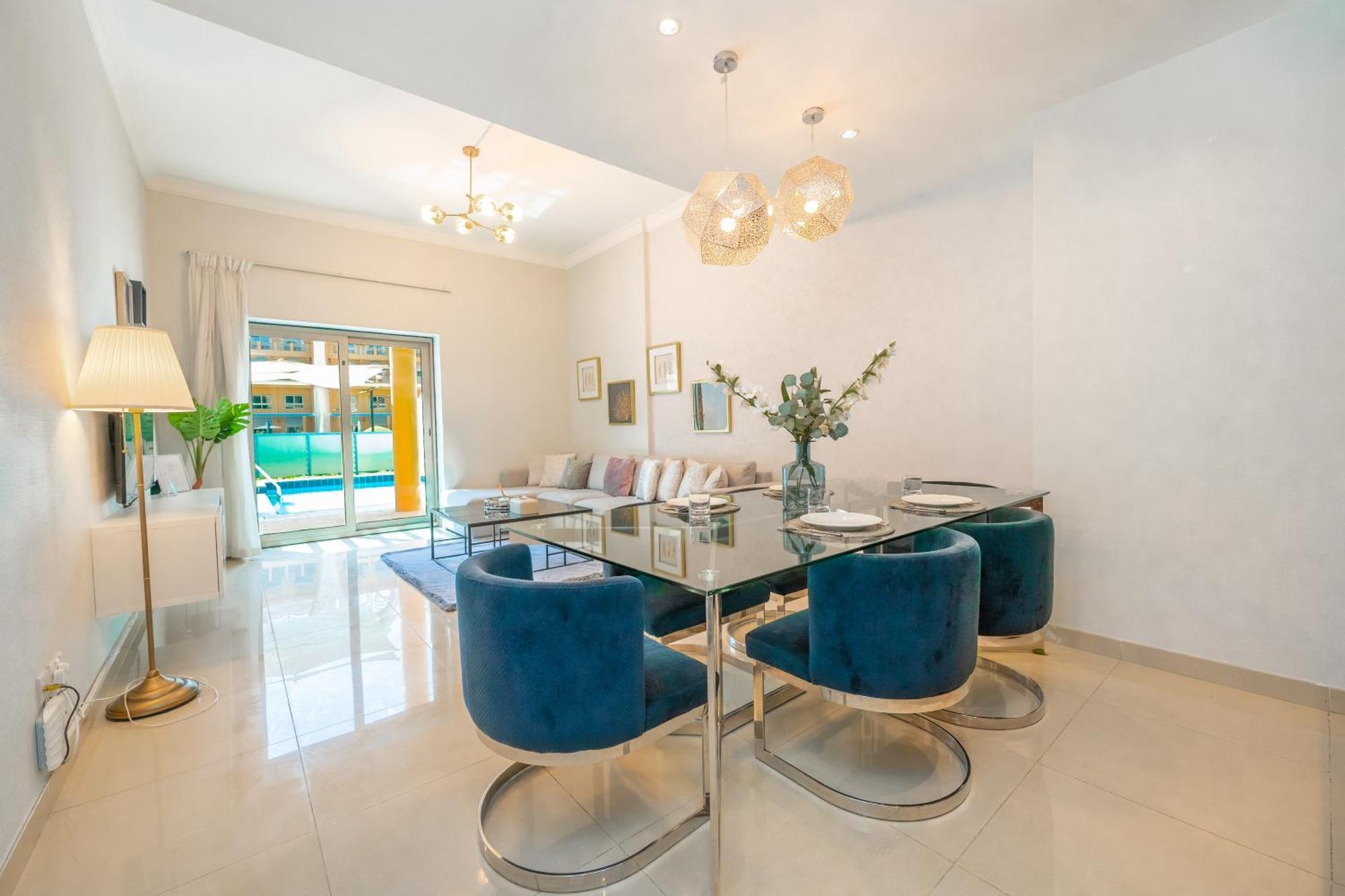 Fam Living - Palm Jumeirah Sarai - Private Beach *