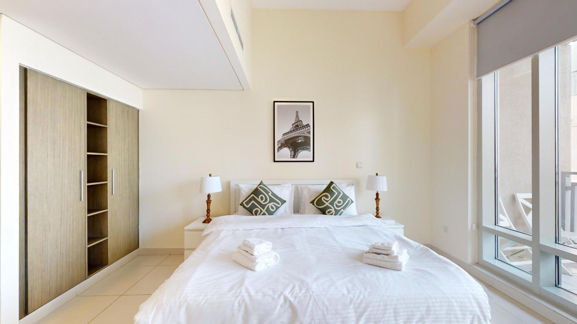 Primestay - The Lofts 1br In Downtown * Dubai