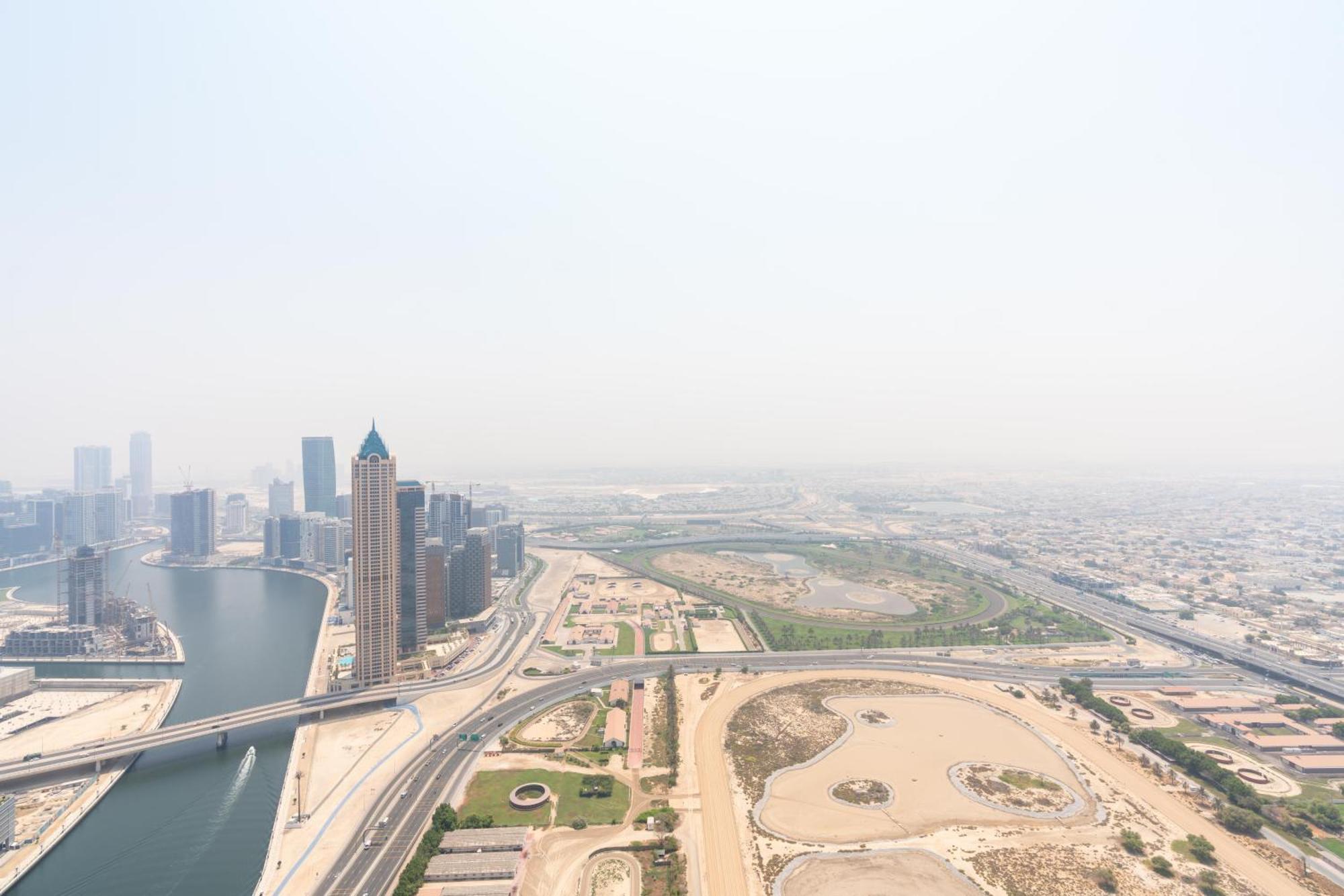 Lux I Amna Tower I Sky Line Views * Dubai