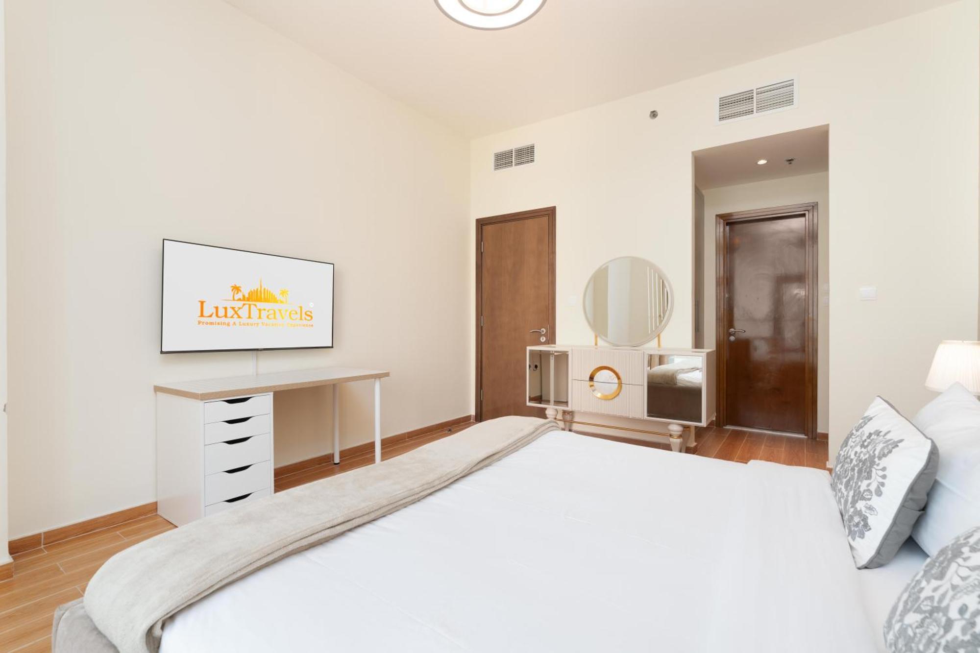 Lux I Amna Tower I Sky Line Views Dubai