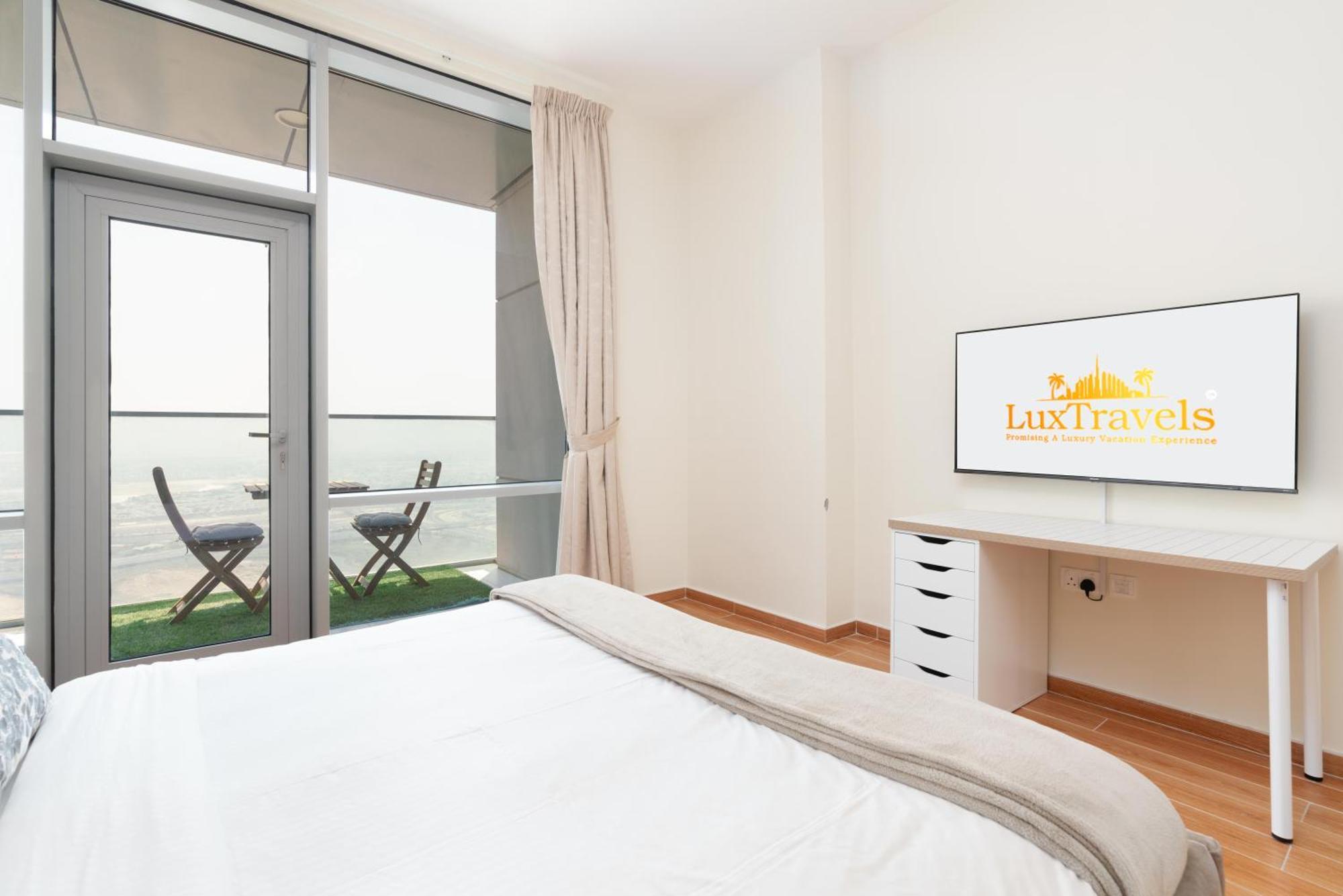 Lux I Amna Tower I Sky Line Views Apartment Dubai