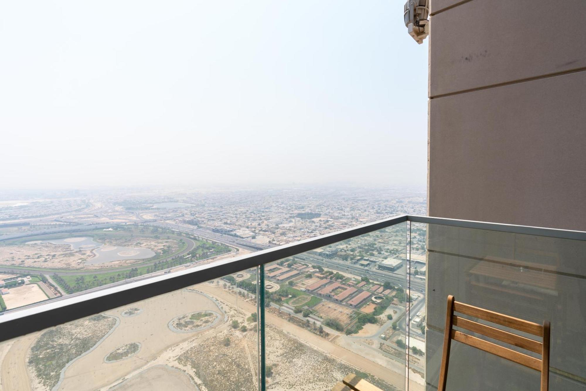 Lux I Amna Tower I Sky Line Views Apartment