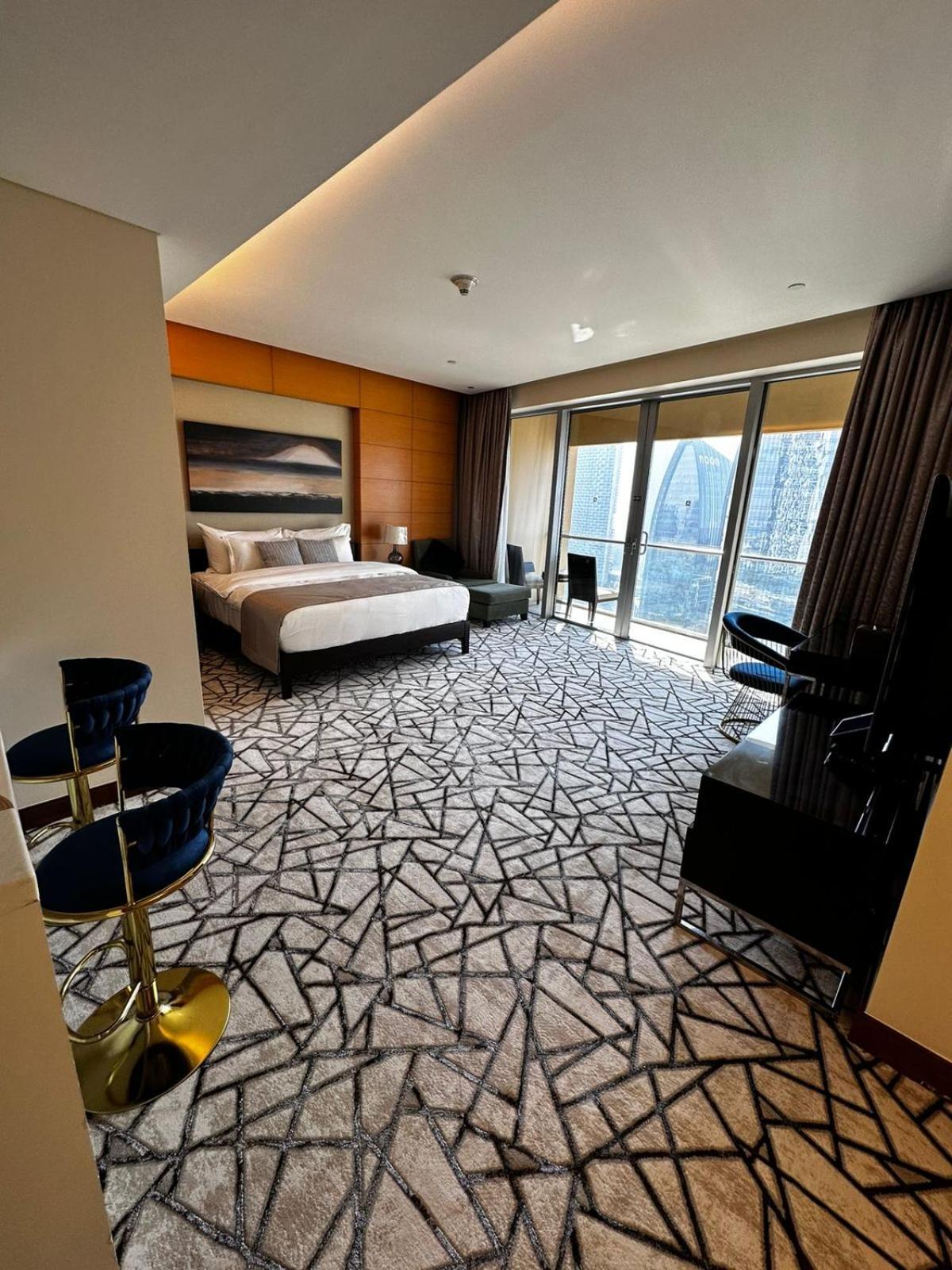 Mall Fashion Avenue Burj Khalifa View Residence- Formerly Address Mall Appartement