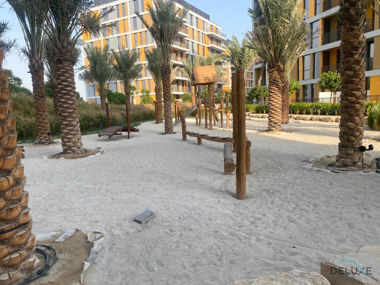 Suave 2br With Assistant At Mesk 1 Midtown Production By Deluxe Homes *
