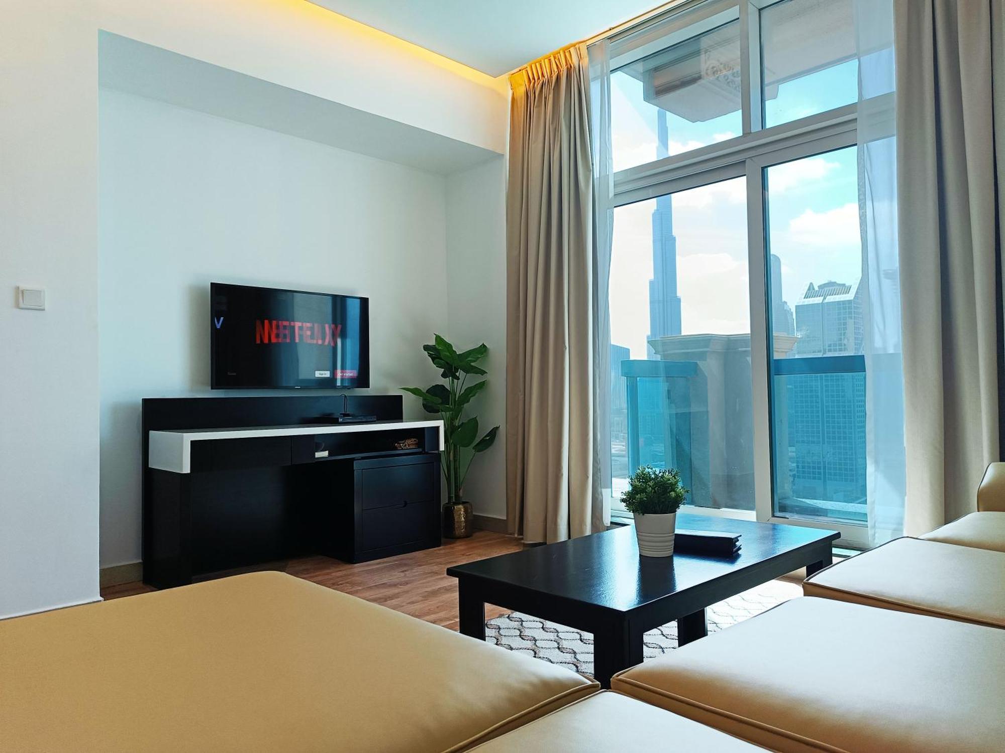 Emirates Grand 3*