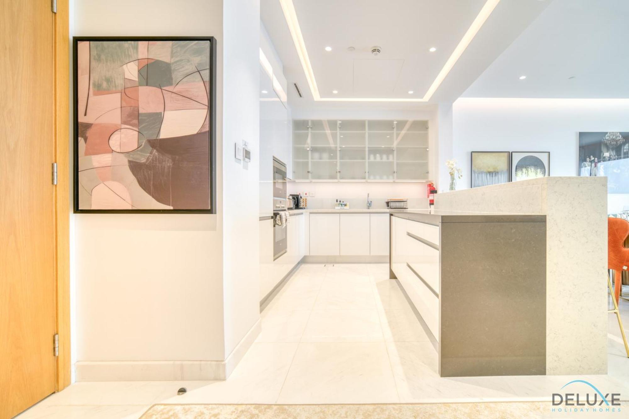 Picturesque 3br With Assistant At The One Jbr By Deluxe Homes