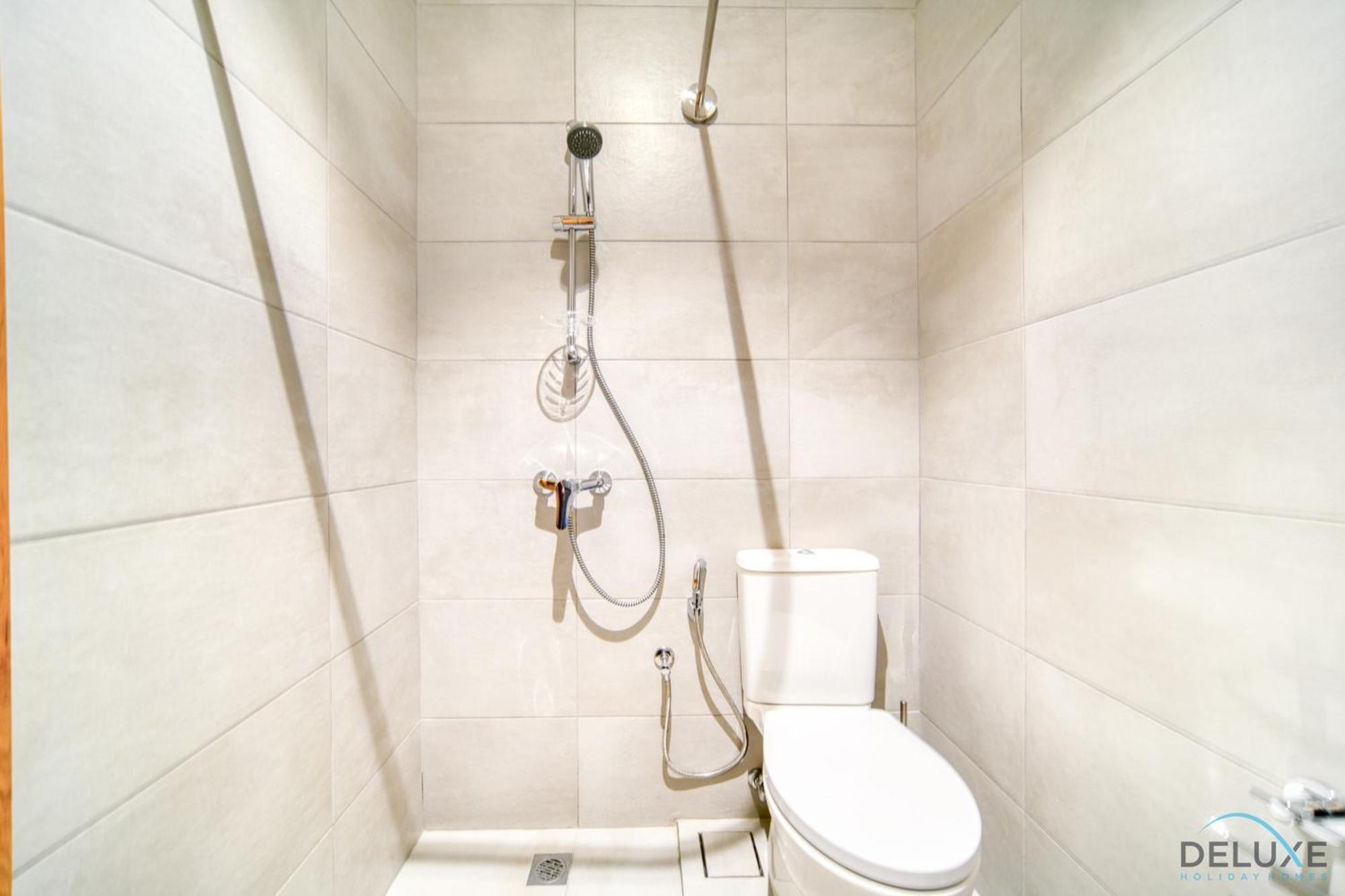 Picturesque 3br With Assistant At The One Jbr By Deluxe Homes *