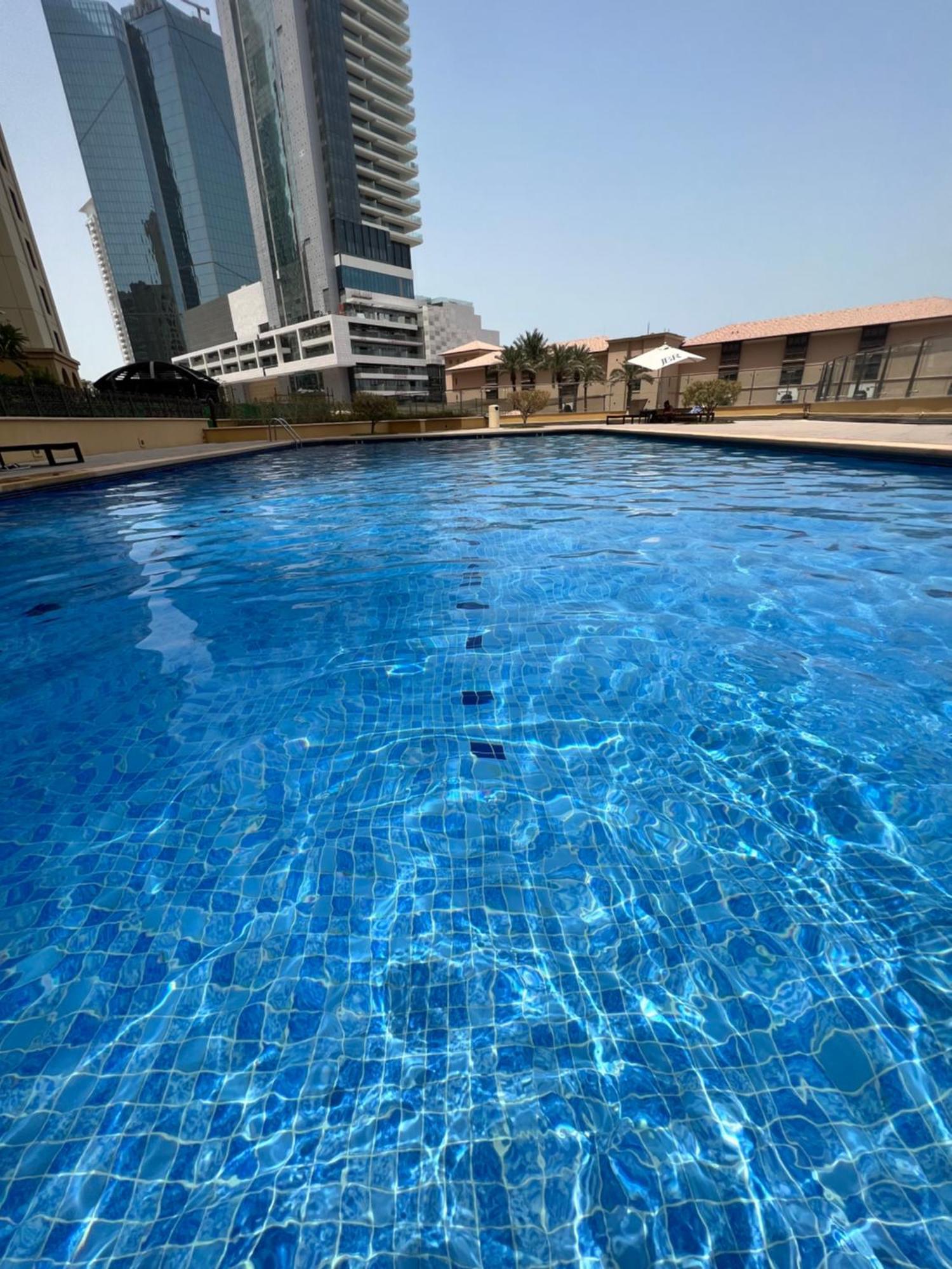 Robin Jbr * Dubaï