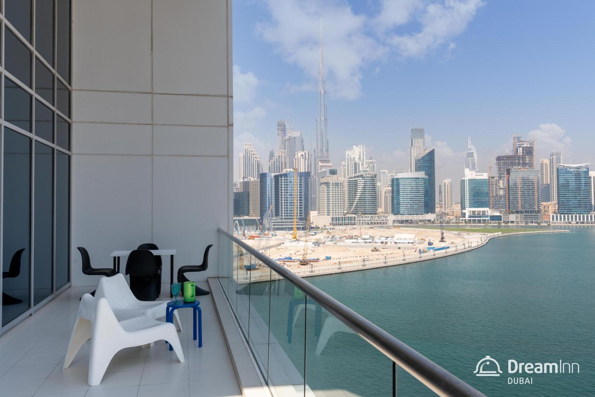 Dream Apartments- West Wharf Tower Canal View Apartamento Dubái